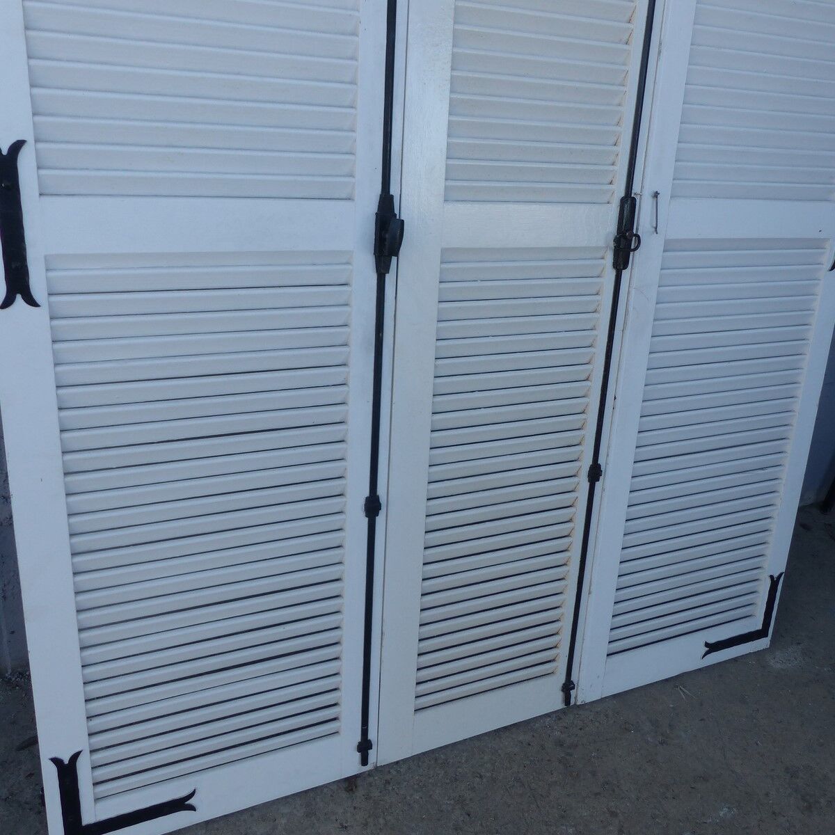 Set of 3 wooden shutters