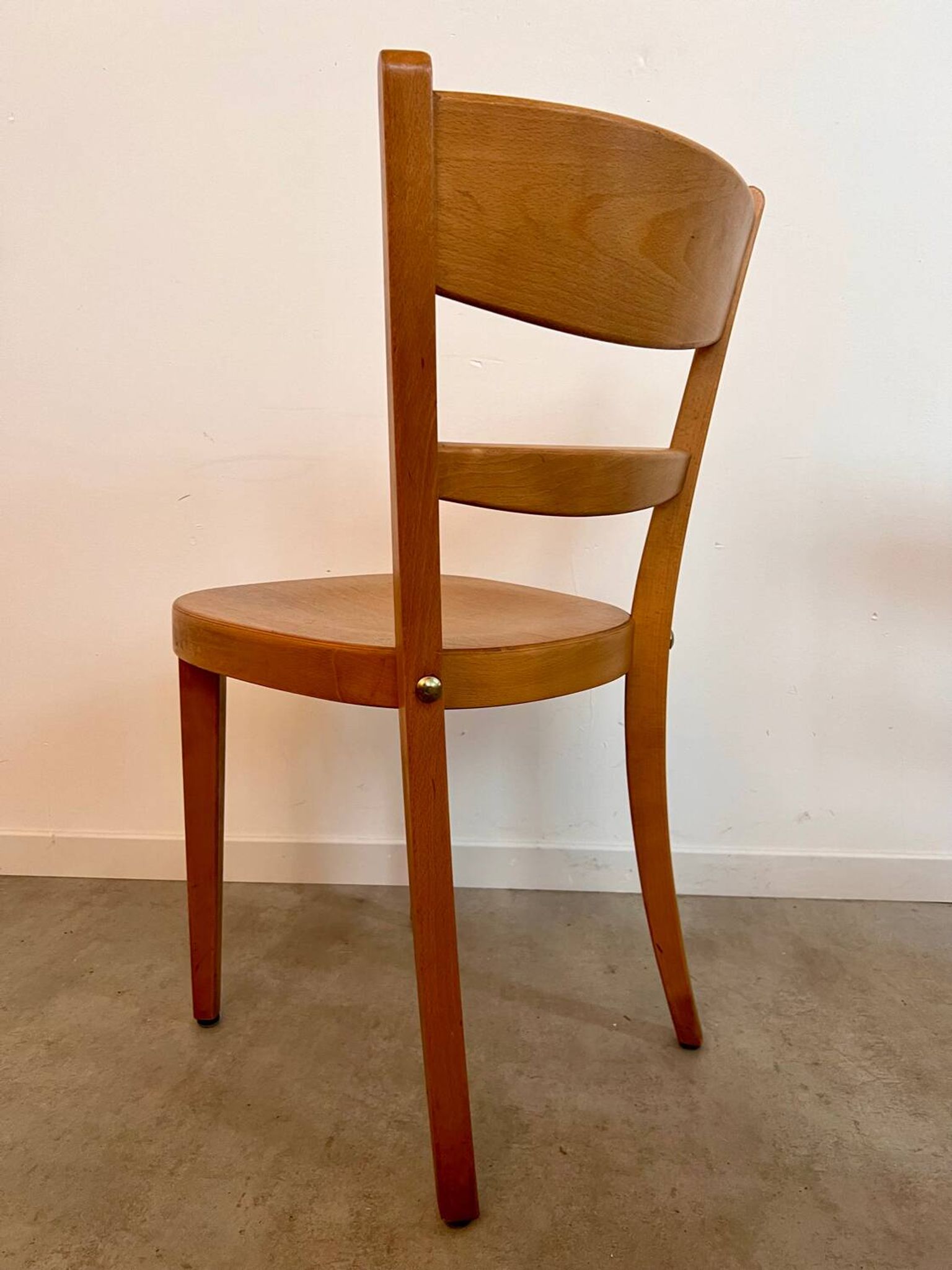 Lot 12 wooden bistro chairs by Horgen Glarus 70s vintage