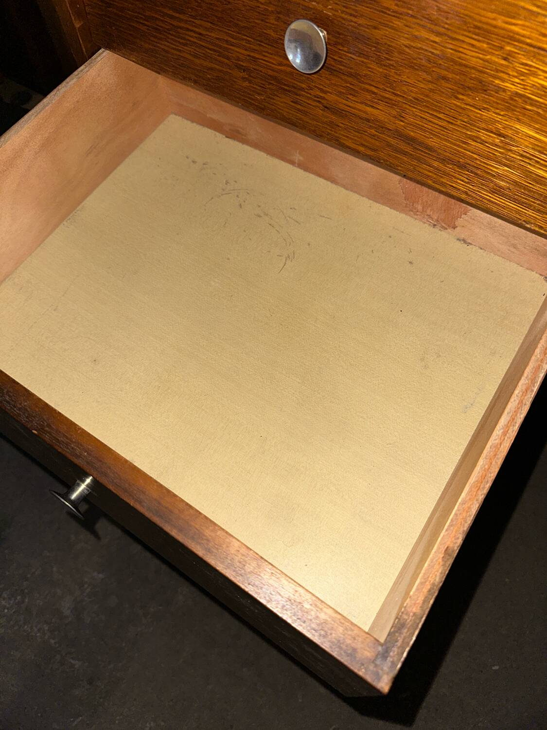 Vintage chest of drawers