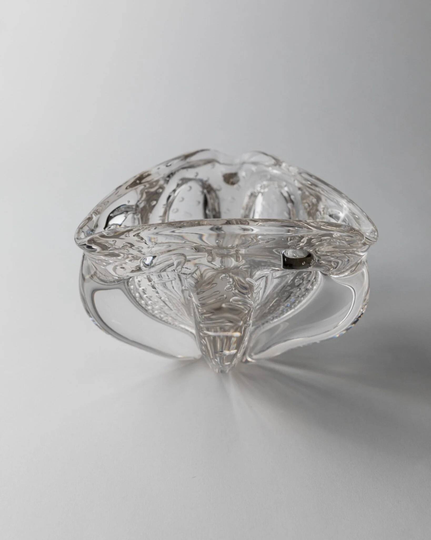 Transparent Murano Glass Bowl, Large Tri-lobed Triangle, Clear Glass with Bubbles, 1970s Italian Mid-Century Design