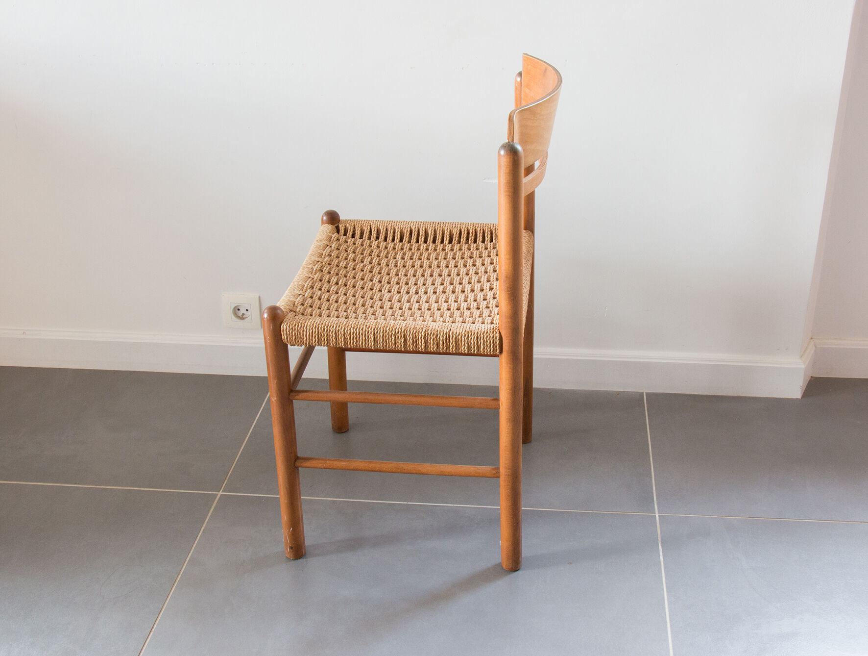 Chair made of wood and rope