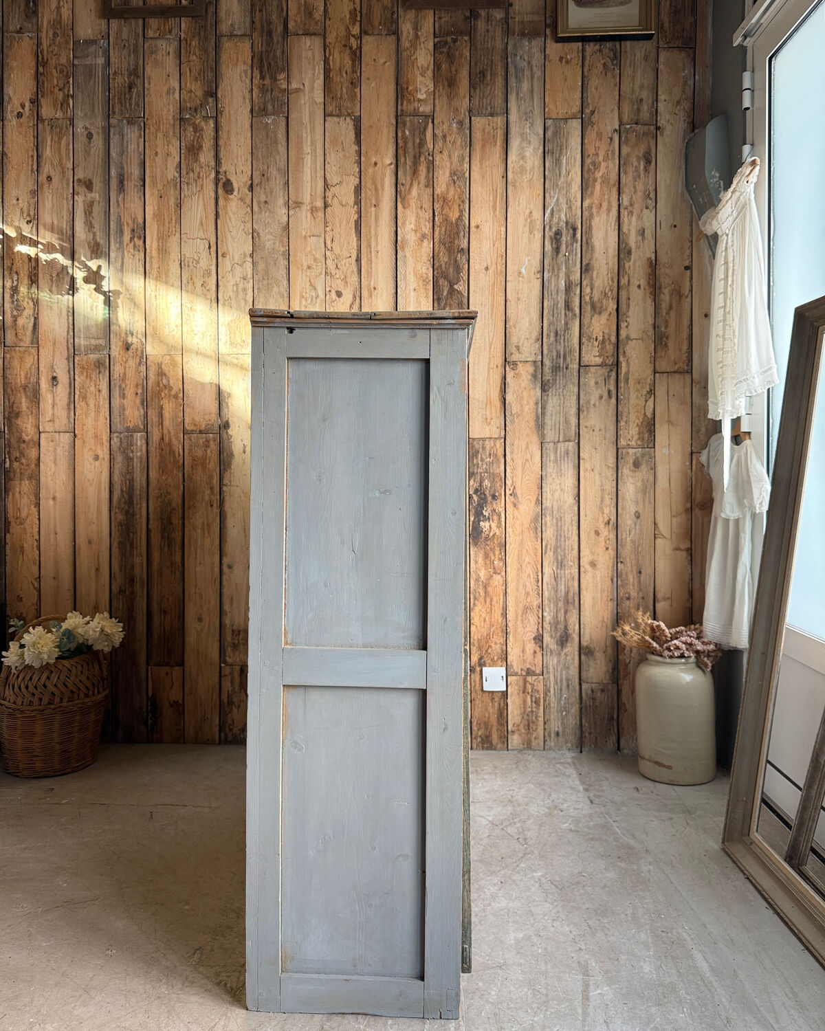 Old three-door workshop cabinet (renovated)