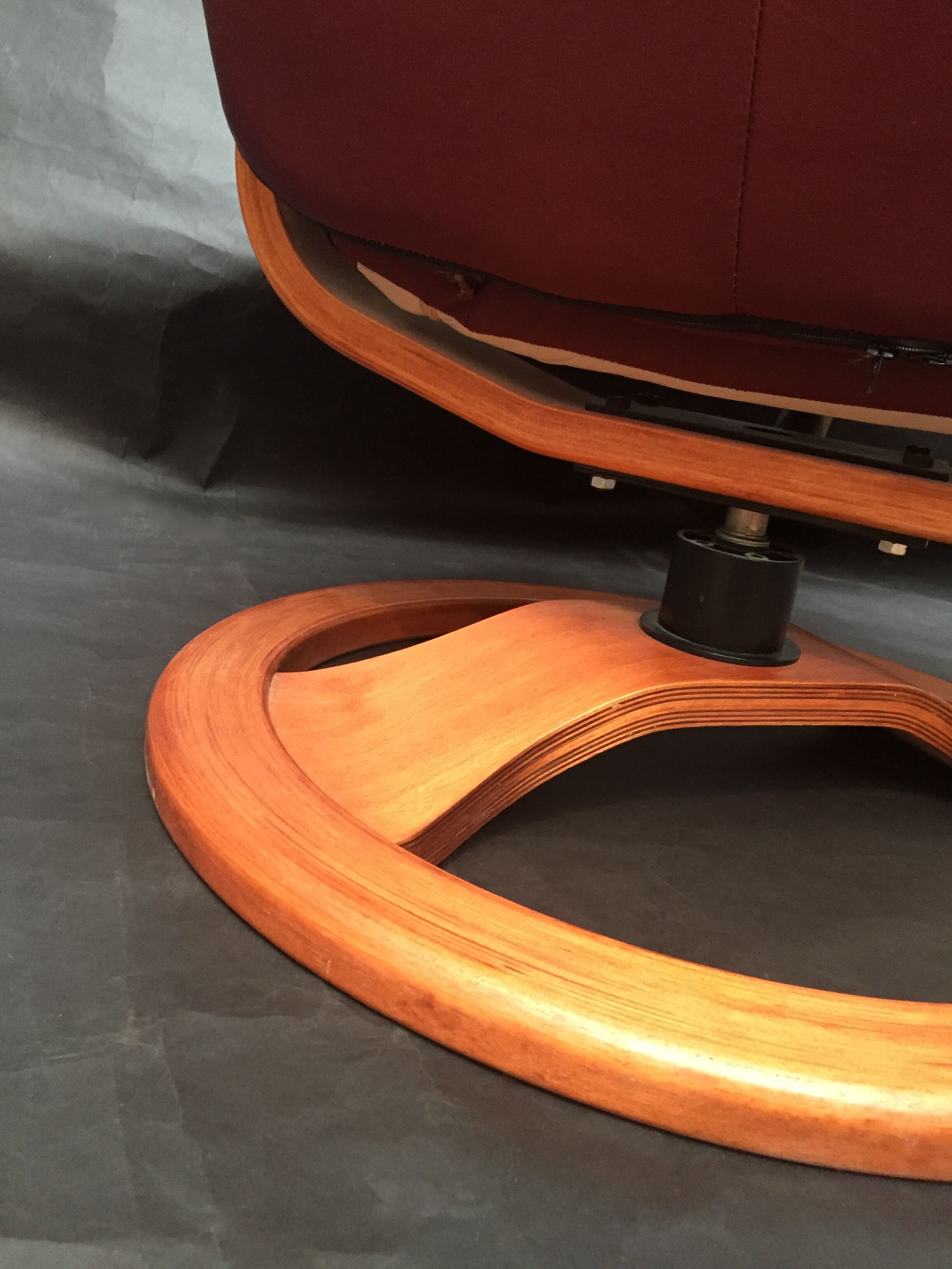 Scandinavian reclining relax armchair in Anderssons leather