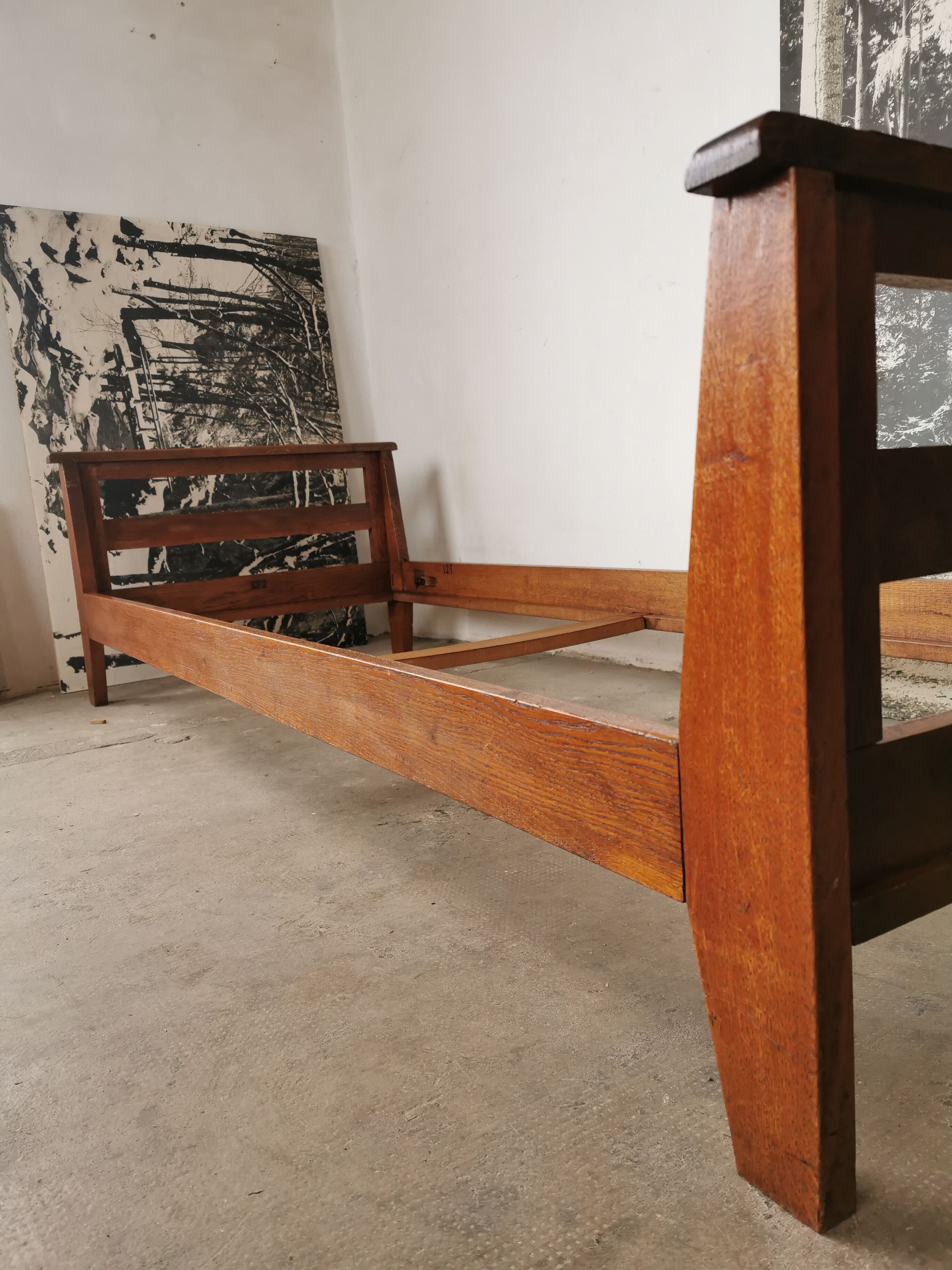 Mru bed René Gabriel, reconstruction