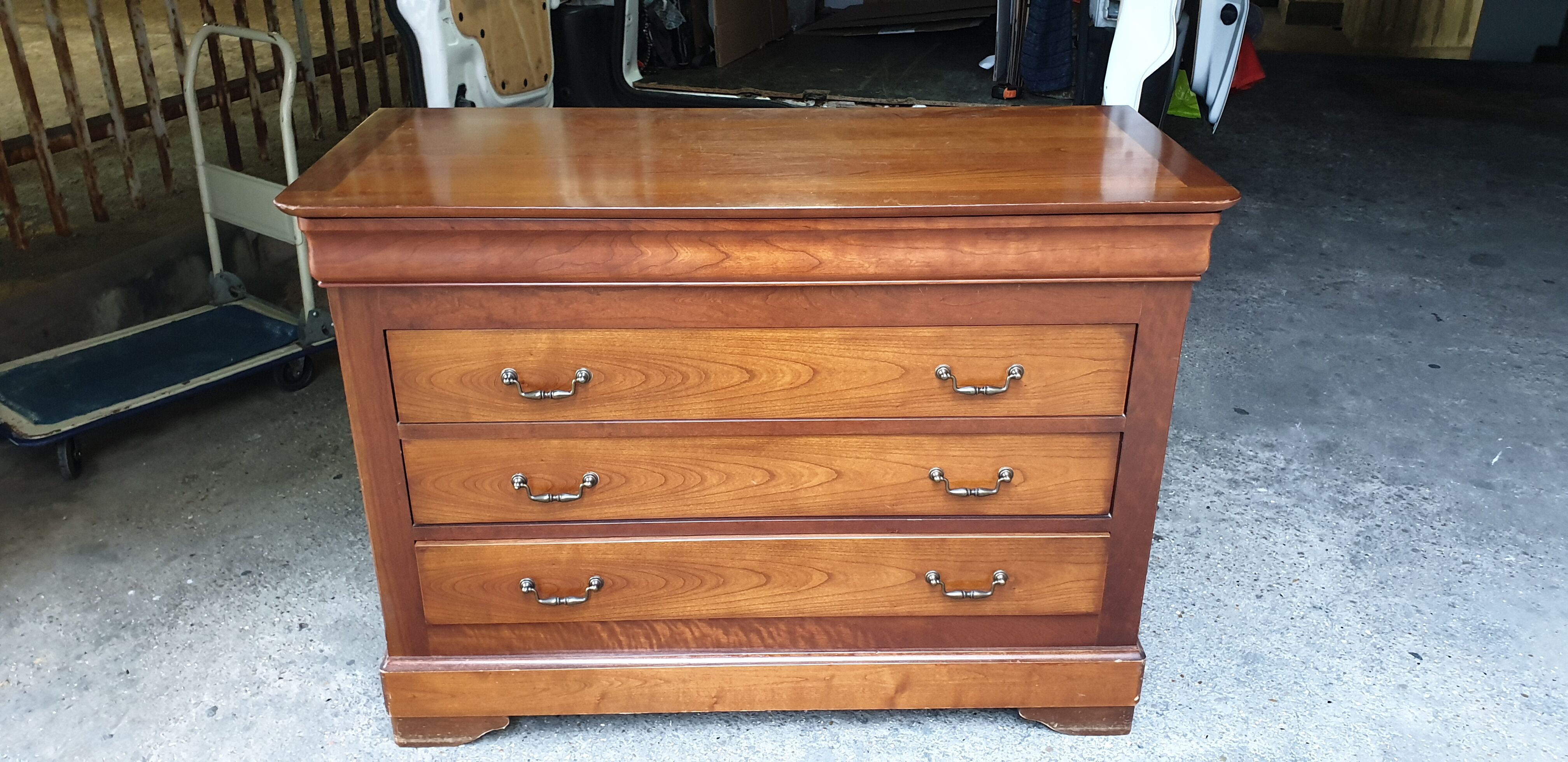 Louis Philippe style chest of drawers 4 drawers