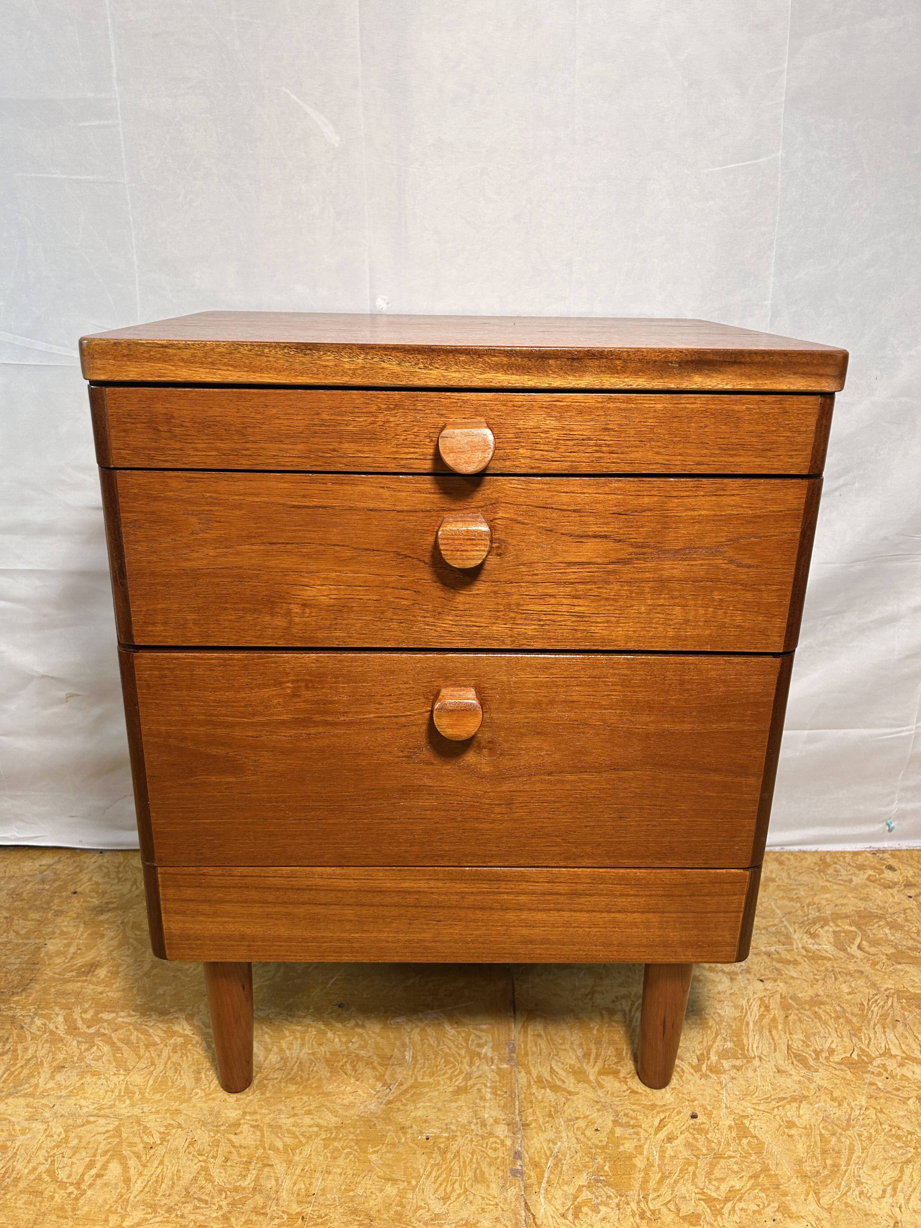 Mid-Century Retro Vintage Teak Small Cabinet by Stag – 1970 Versatile