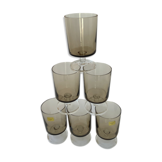 6 glasses in smoked glass foot