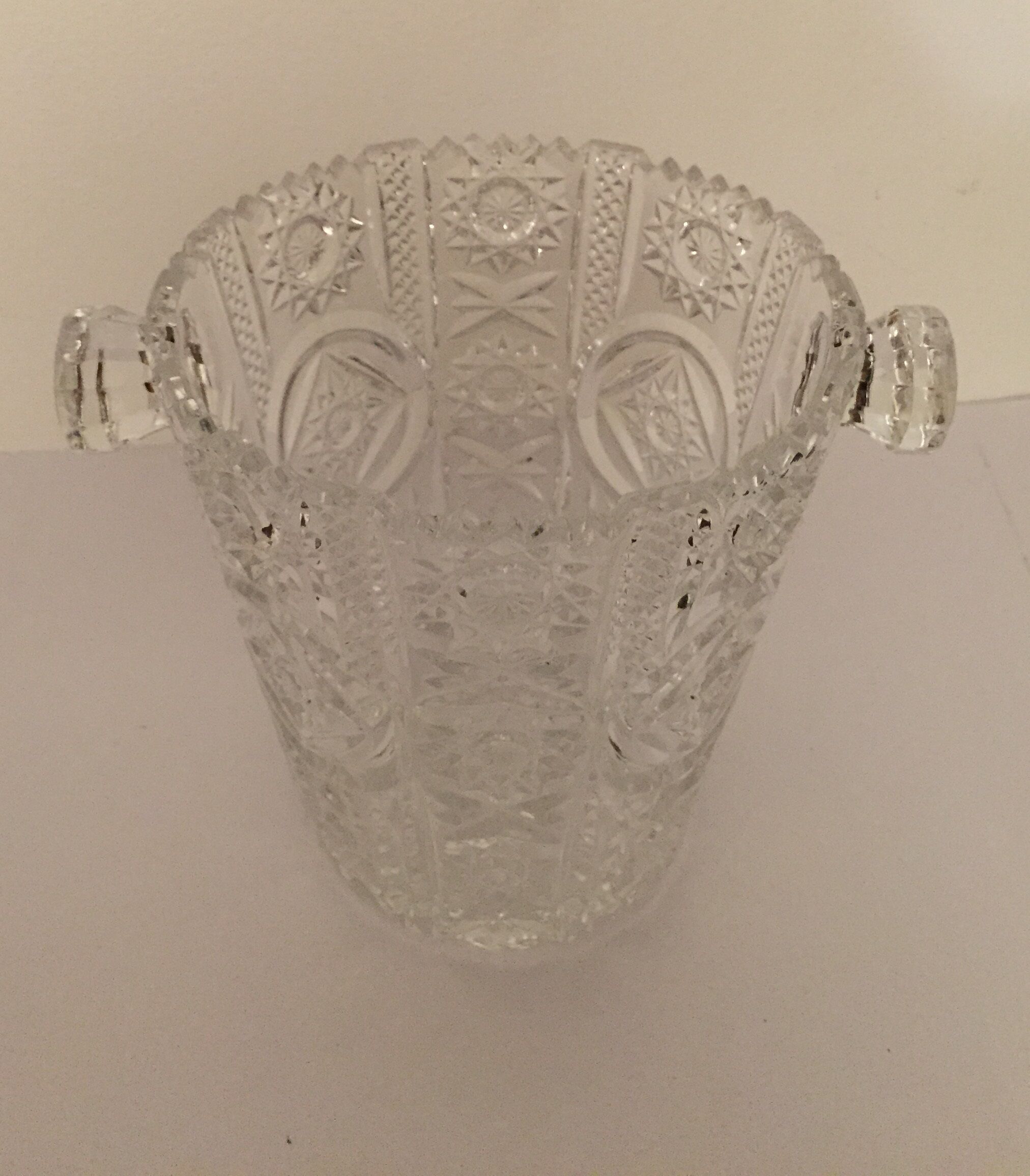 Crystal ice bucket
