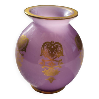 Vase boule "agate" de la maison baccarat