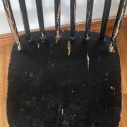 Chaise noire type fanett