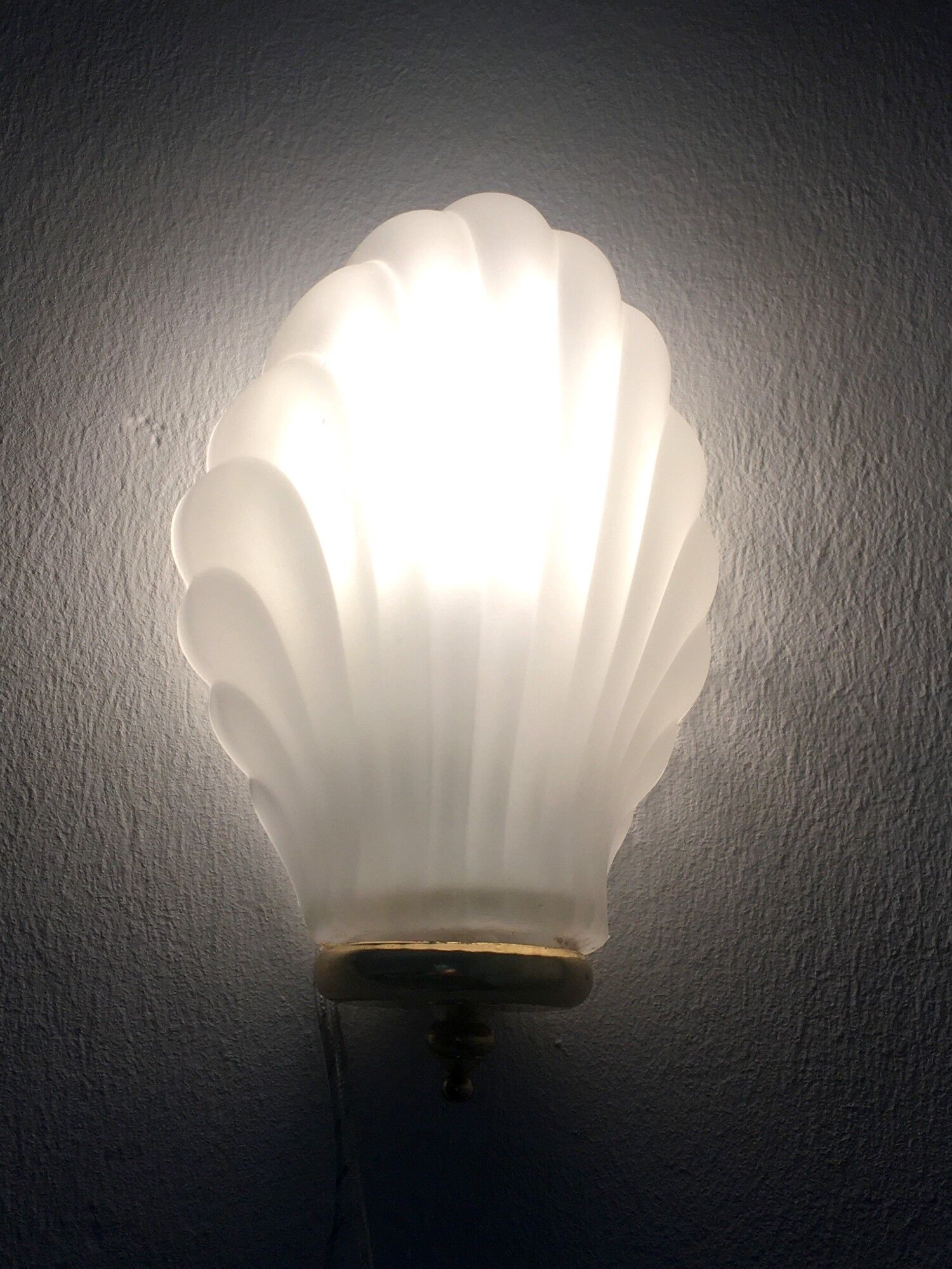 Vintage shell wall lamp 70s