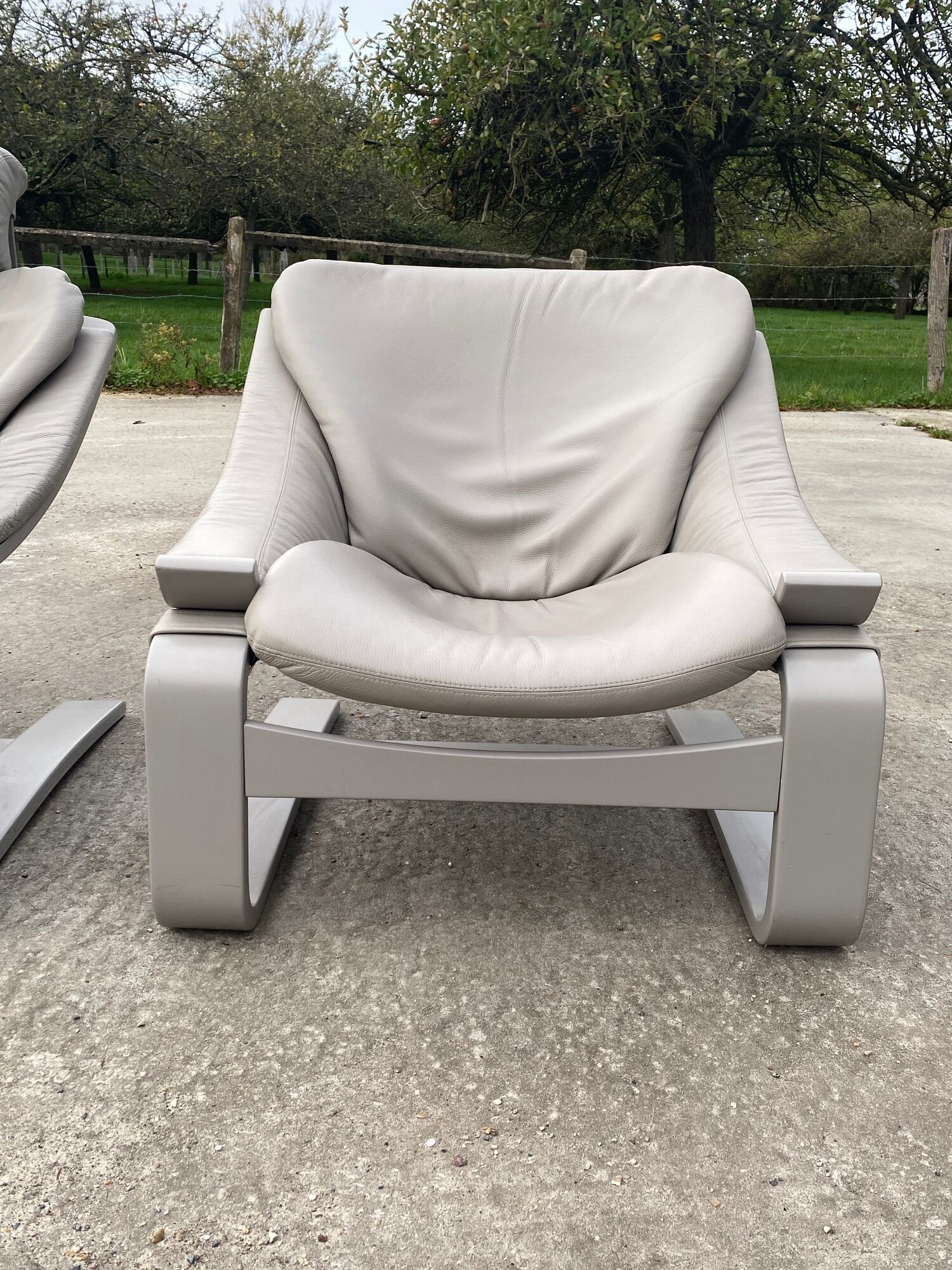 Pair of vintage grey leather armchairs by Ake Fribytter 1970