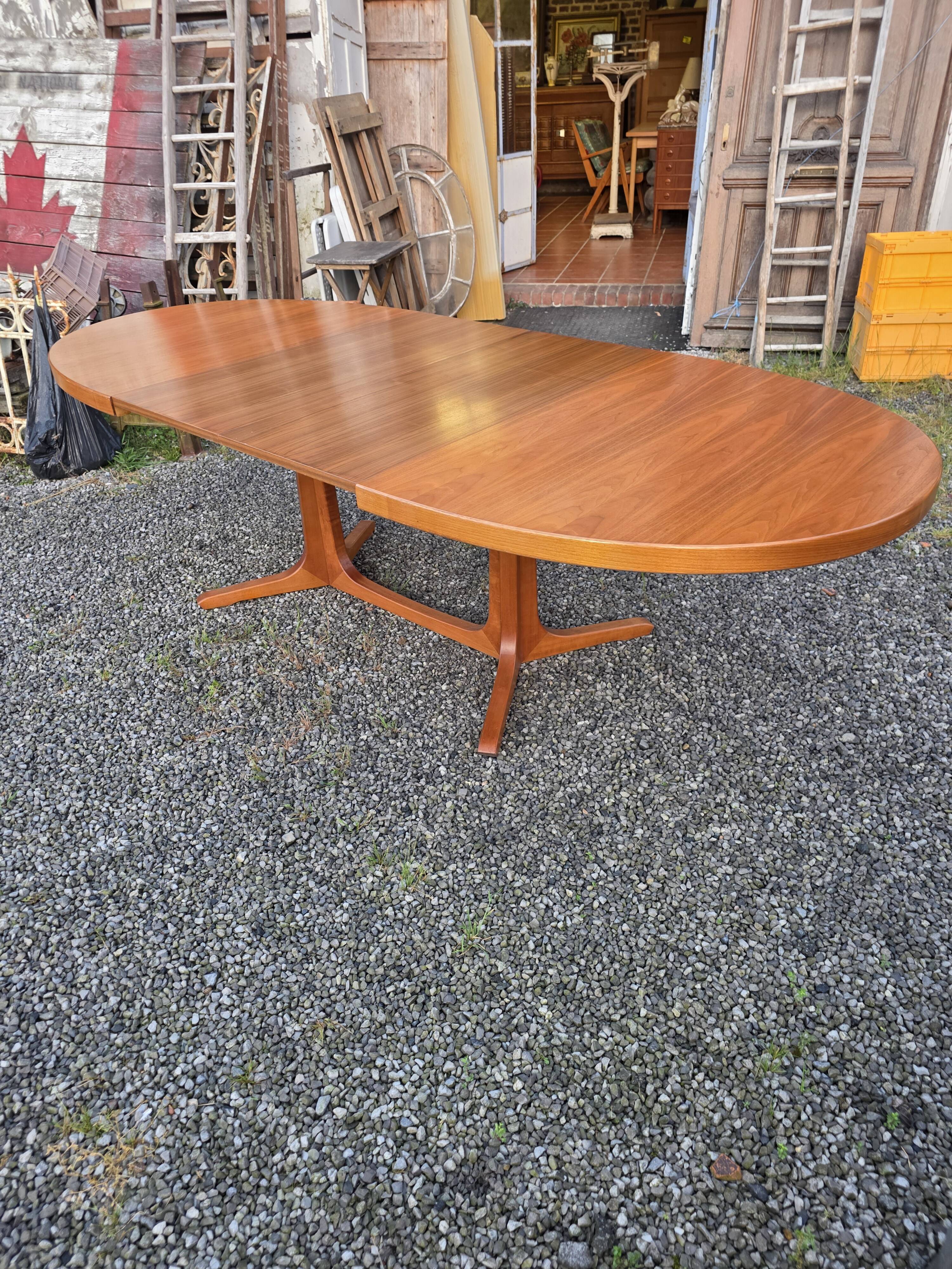 Baumann extendable table in teak from the 1960s (2 extensions)