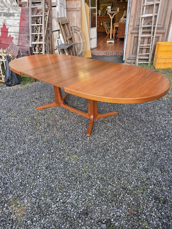 Table extensible Baumann en teck, années 60