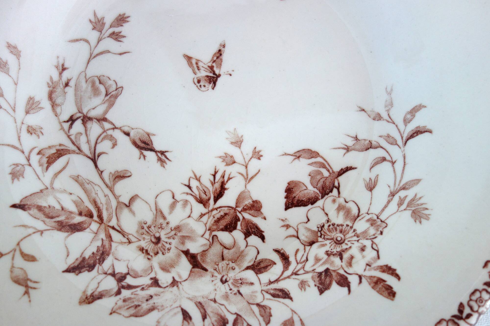 11 deep plates Terre De Fer Gien model Mai circa 1900