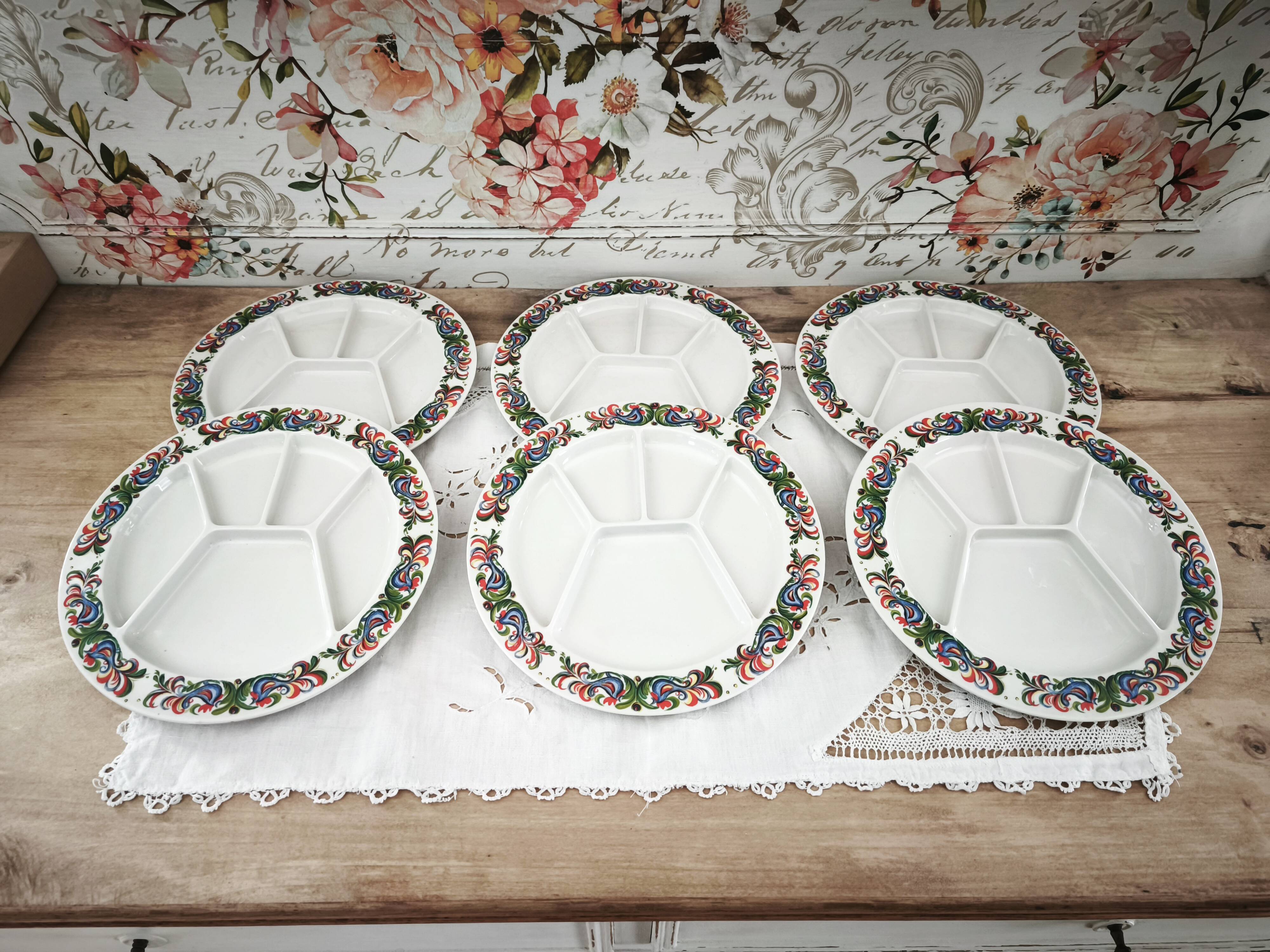 Set of 6 Villeroy & Boch Acapulco style fondue plates