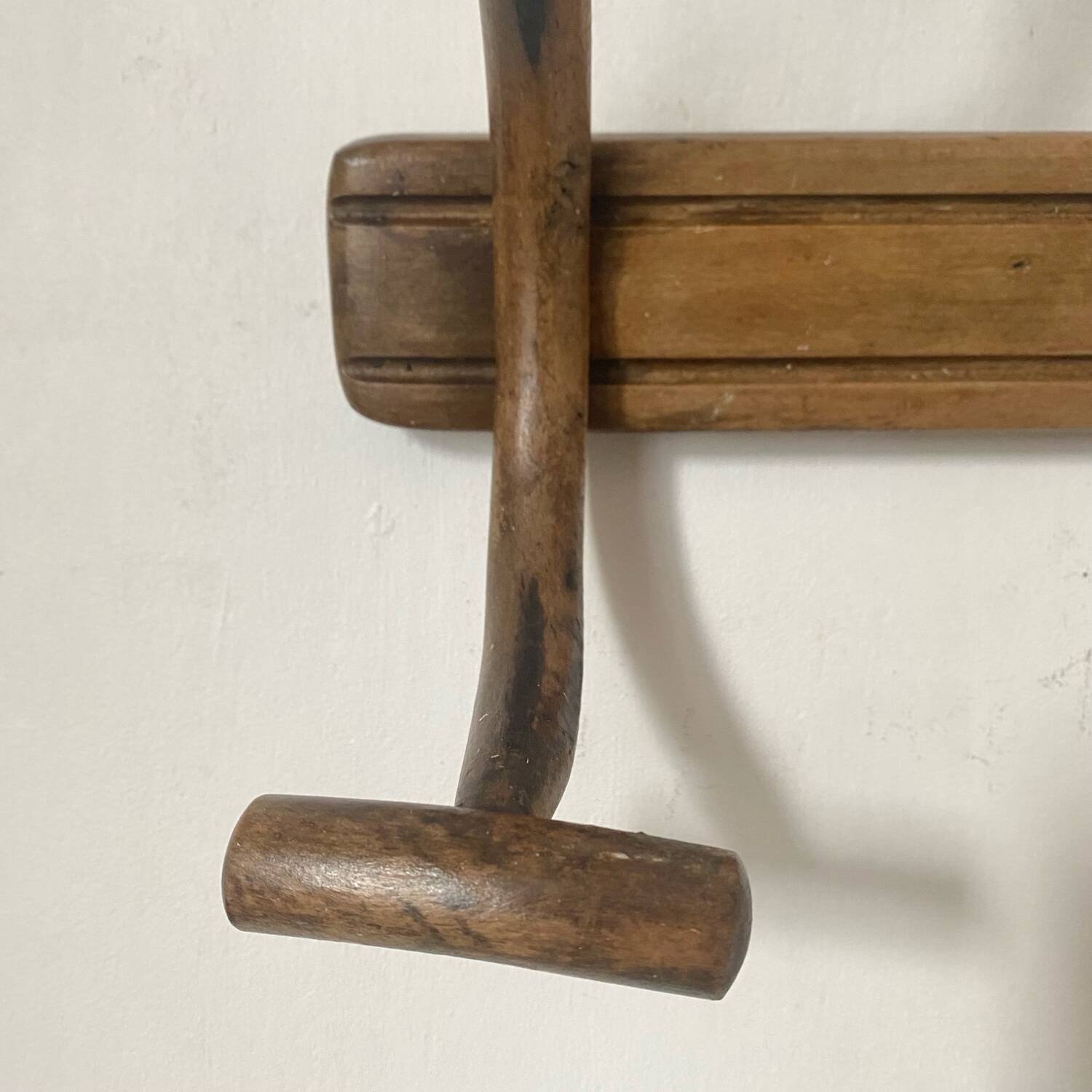 Curved wooden coat rack from the early 20th century