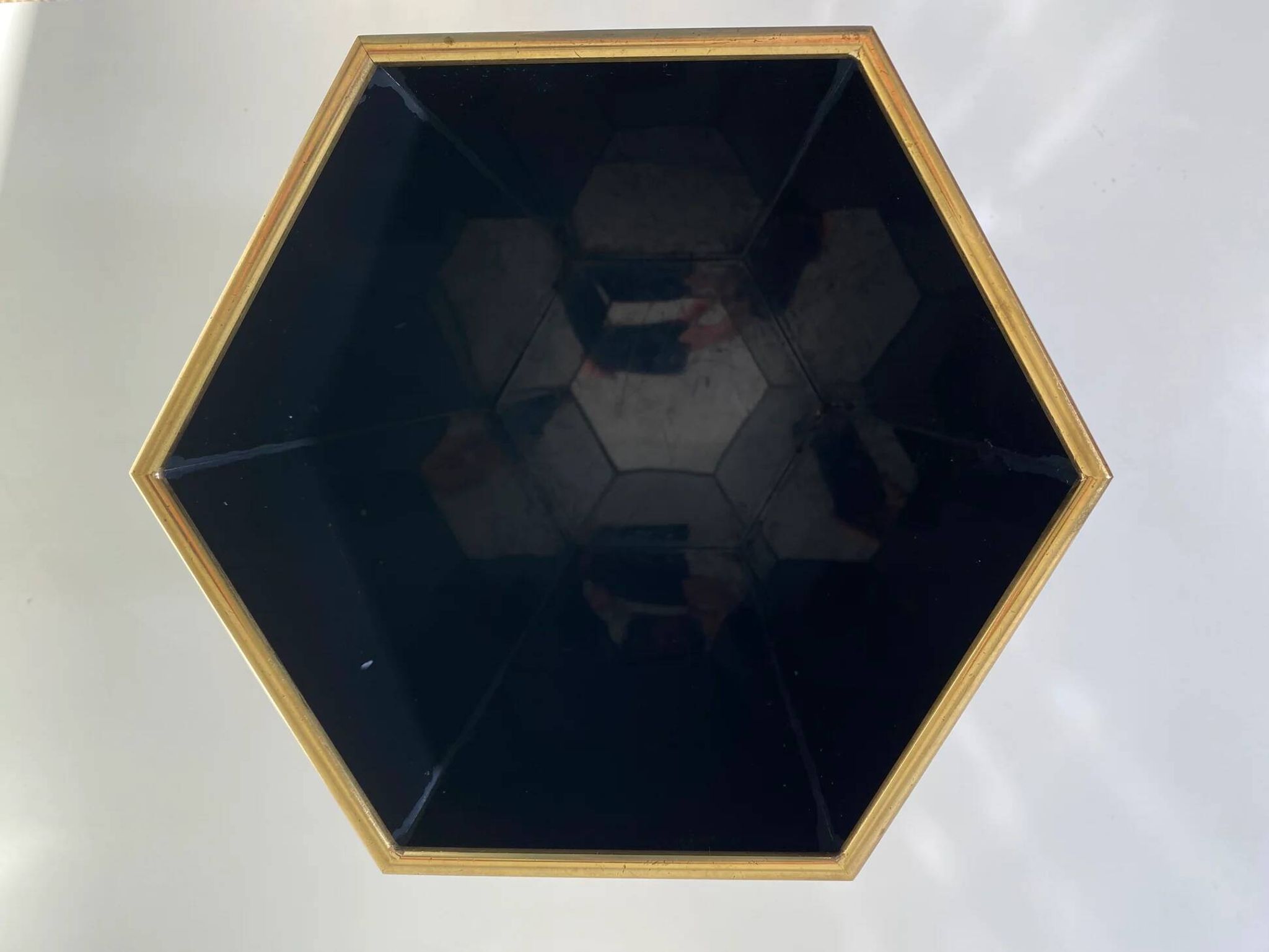 Hexagonal two-tone umbrella stand in the Italian style of Willy Rizzo from the 1970s.