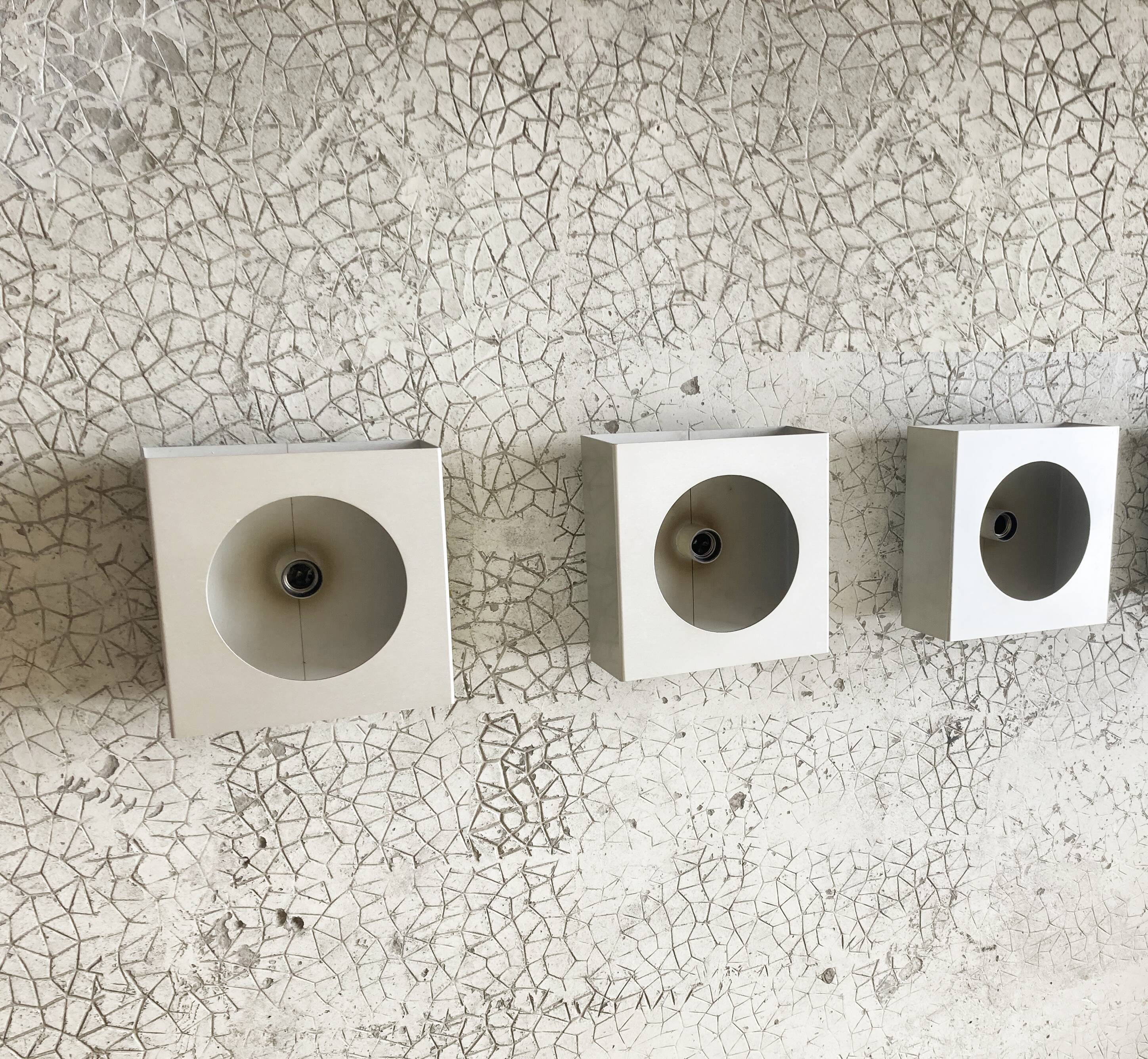 3 Disderot 1969 wall lights Mod 2091