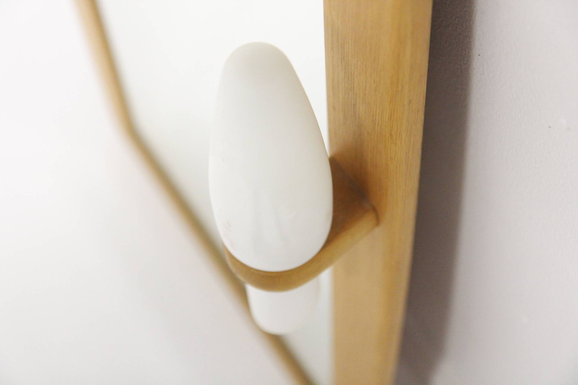 Miroir scandinave en chêne, Suède 1960