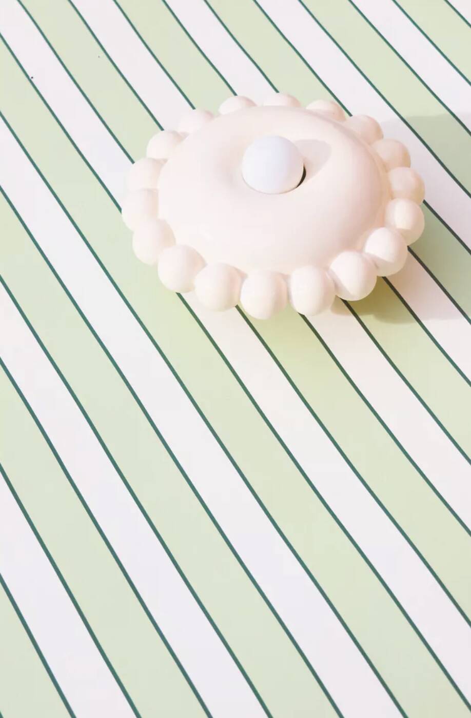 Luna Small Butter Wall Lamp