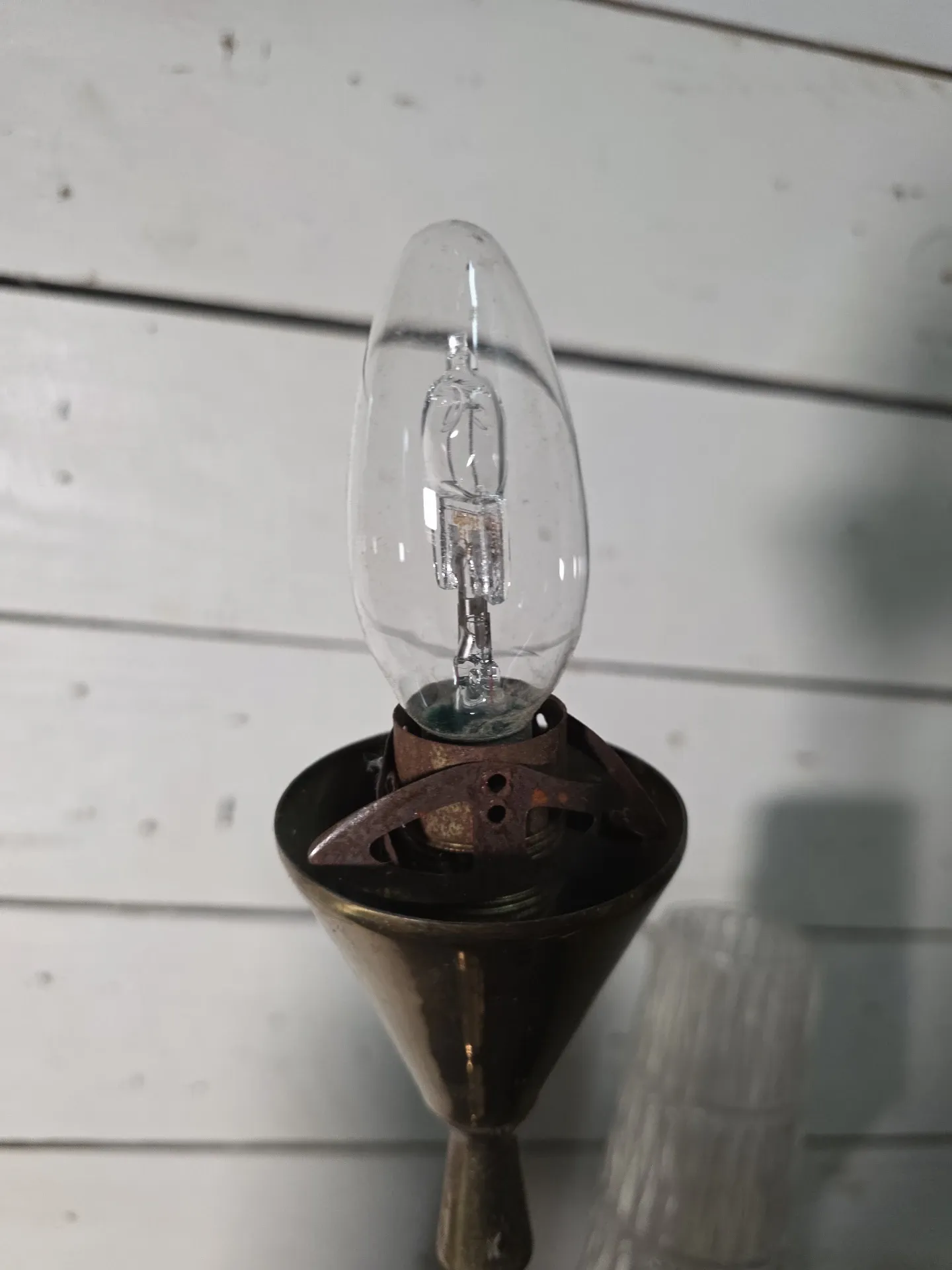 Vintage 3-light floor lamp from the 1960s.