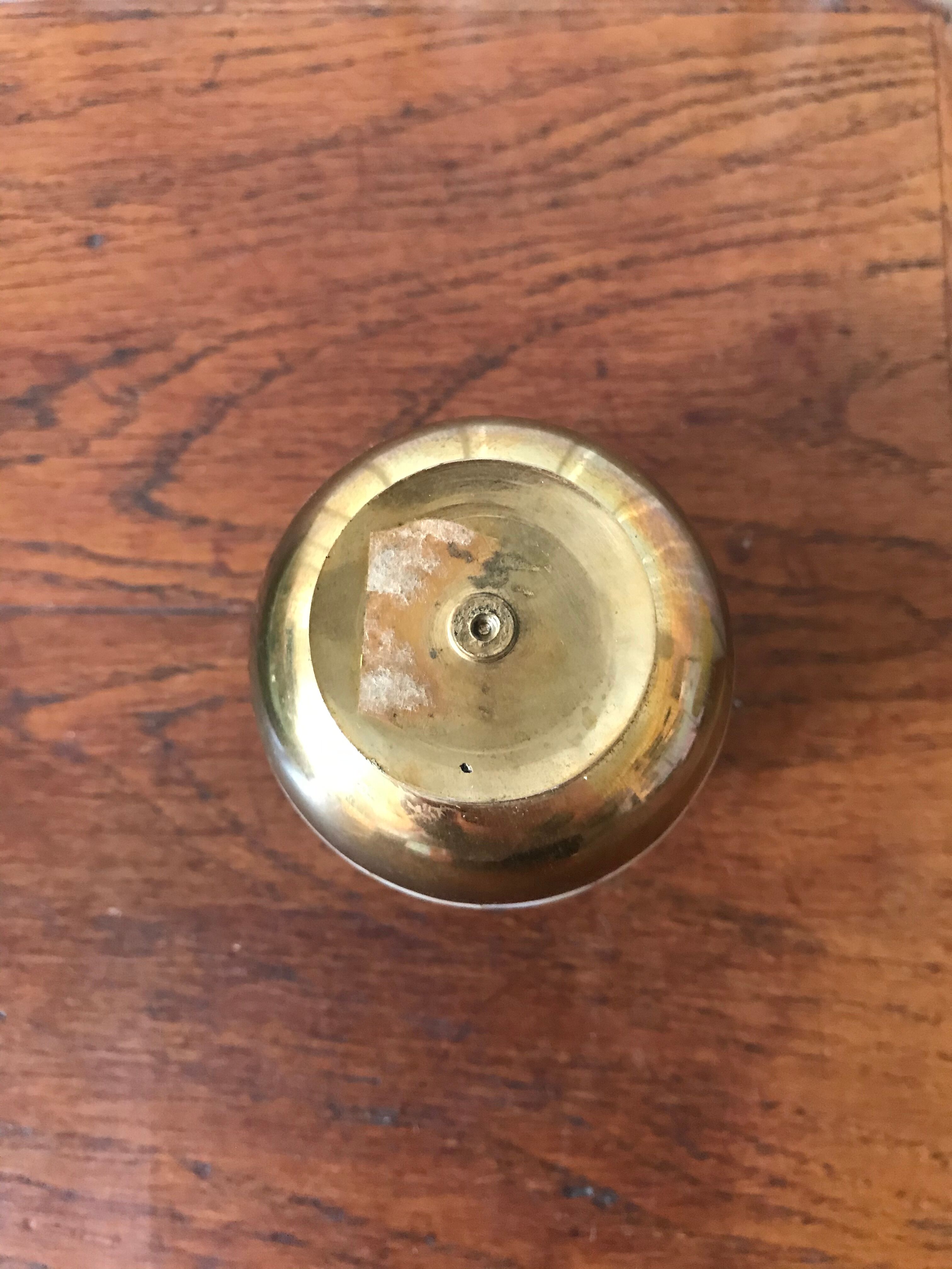Vase laiton et nacre