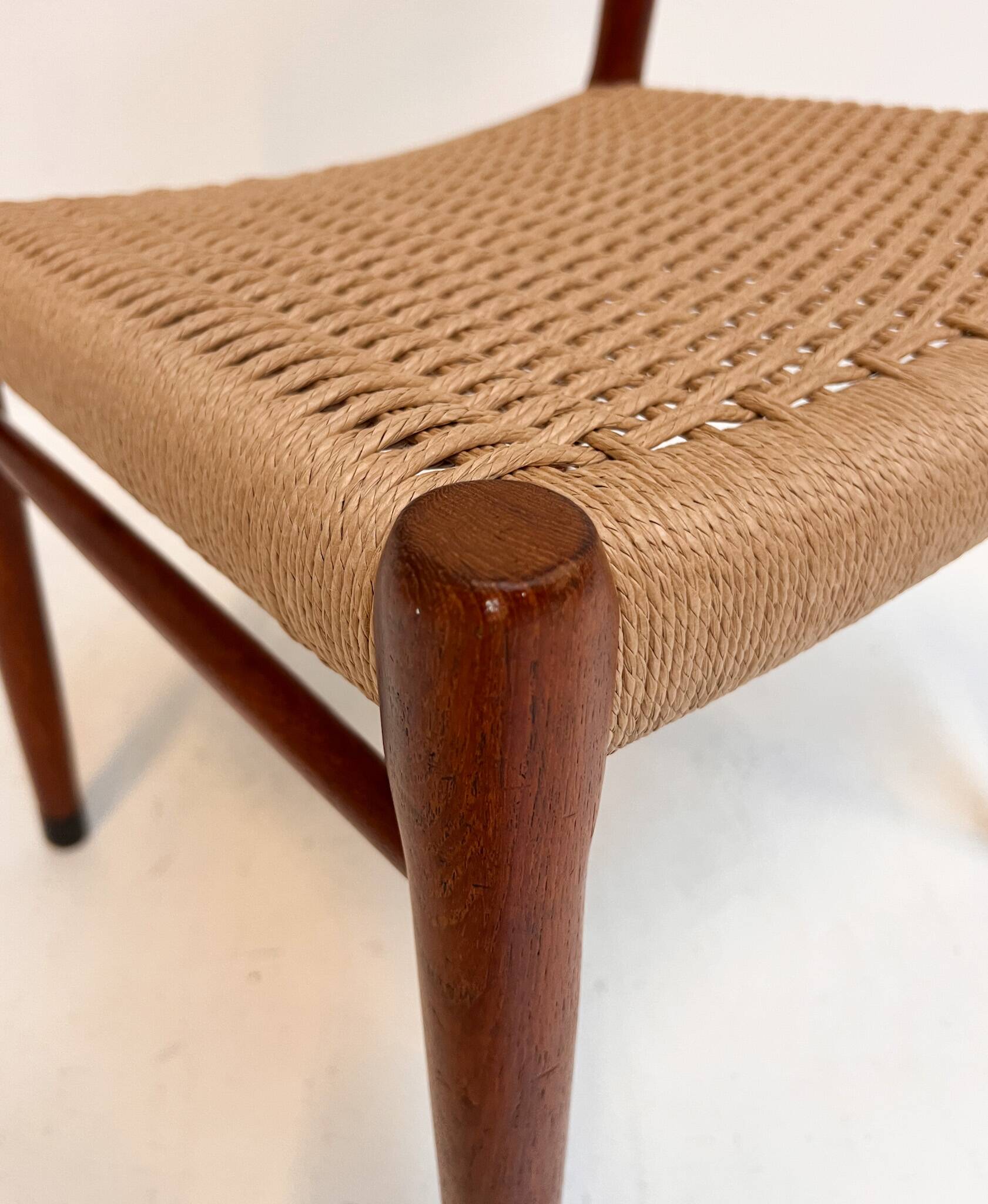 Refurbished set of 4 Model 75 chairs by Niels Møller, 1960s