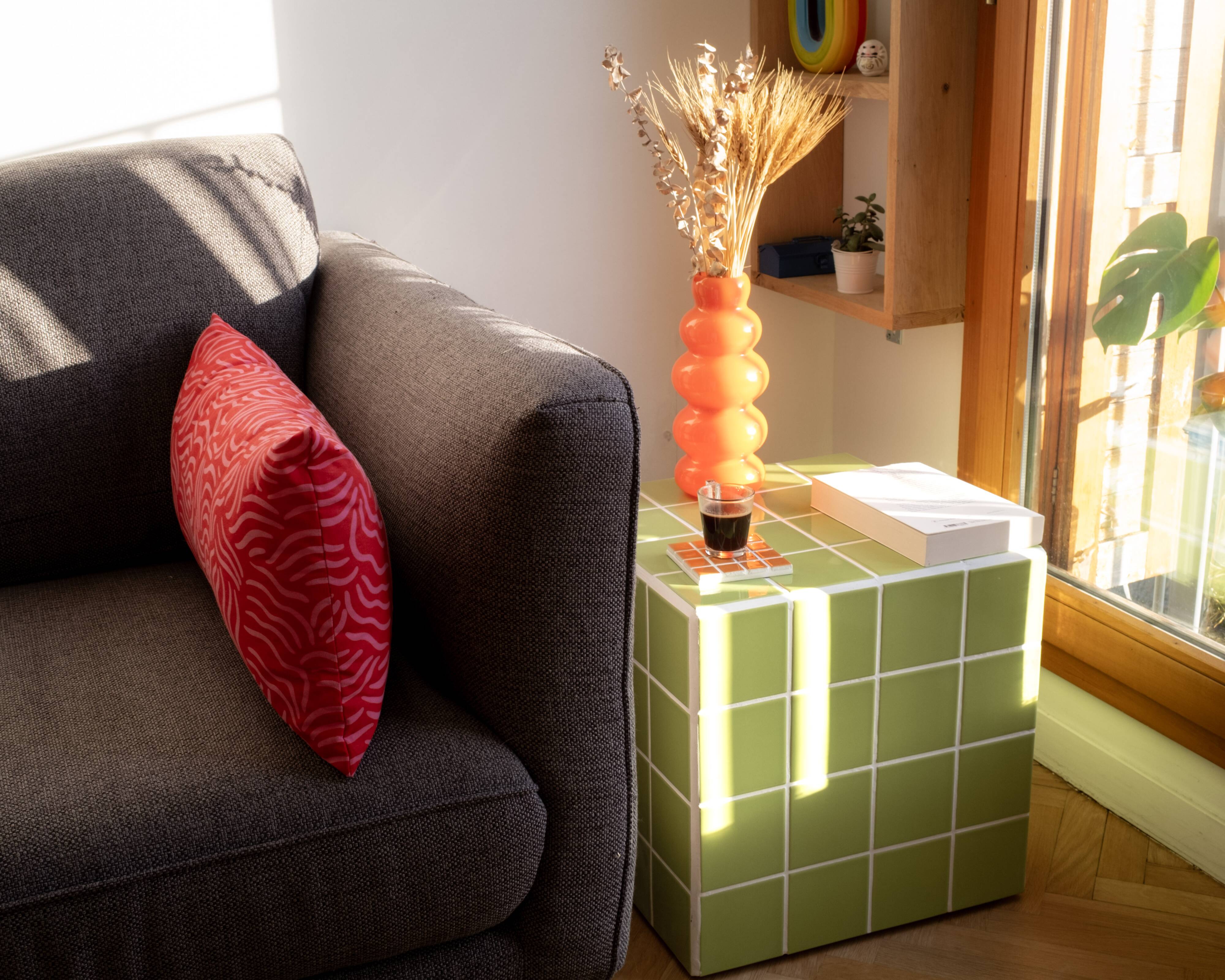 Cube-Side table-Bedside table-Tile-Ceramic-Green-Glossy