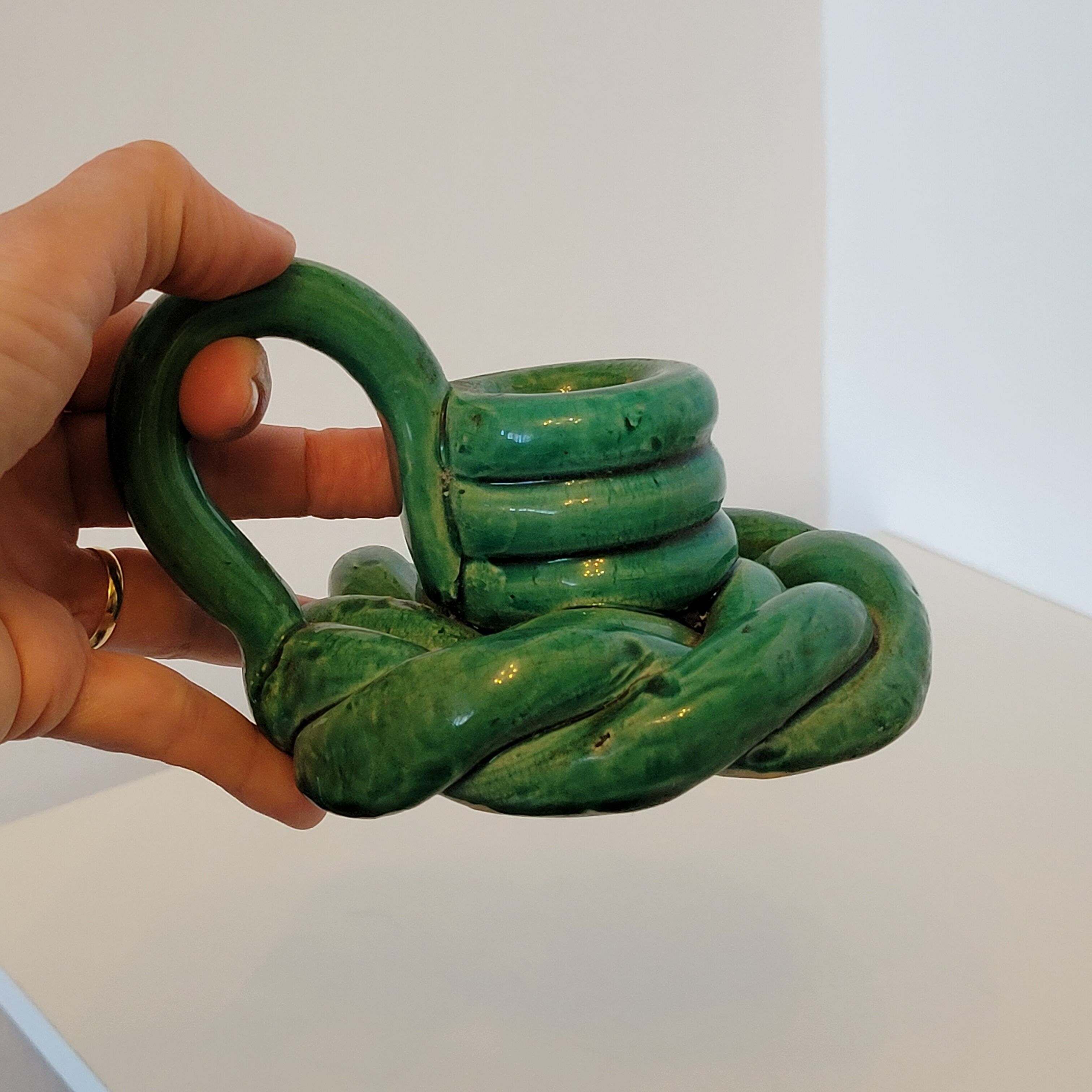 Green braided ceramic candle holder