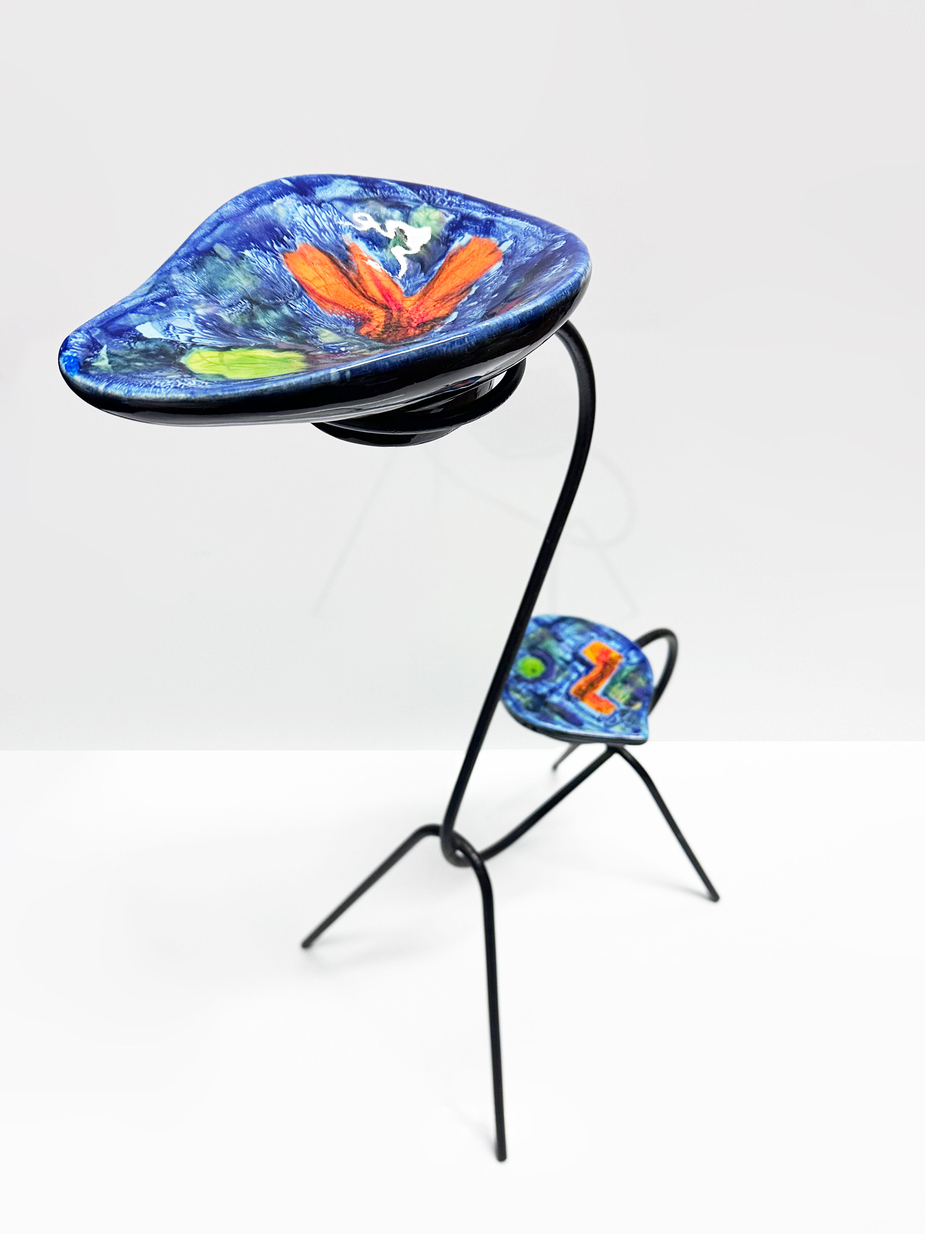 Animal-shaped pocket table in wrought iron and ceramic. France, 1960s.