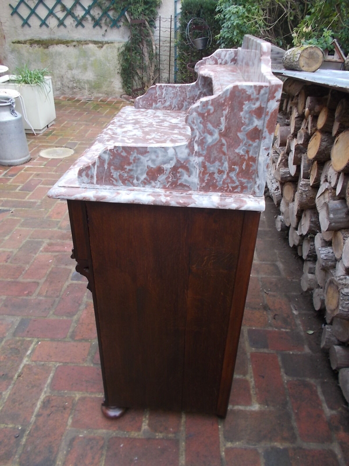 Chest of drawers toilet hairdresser marble