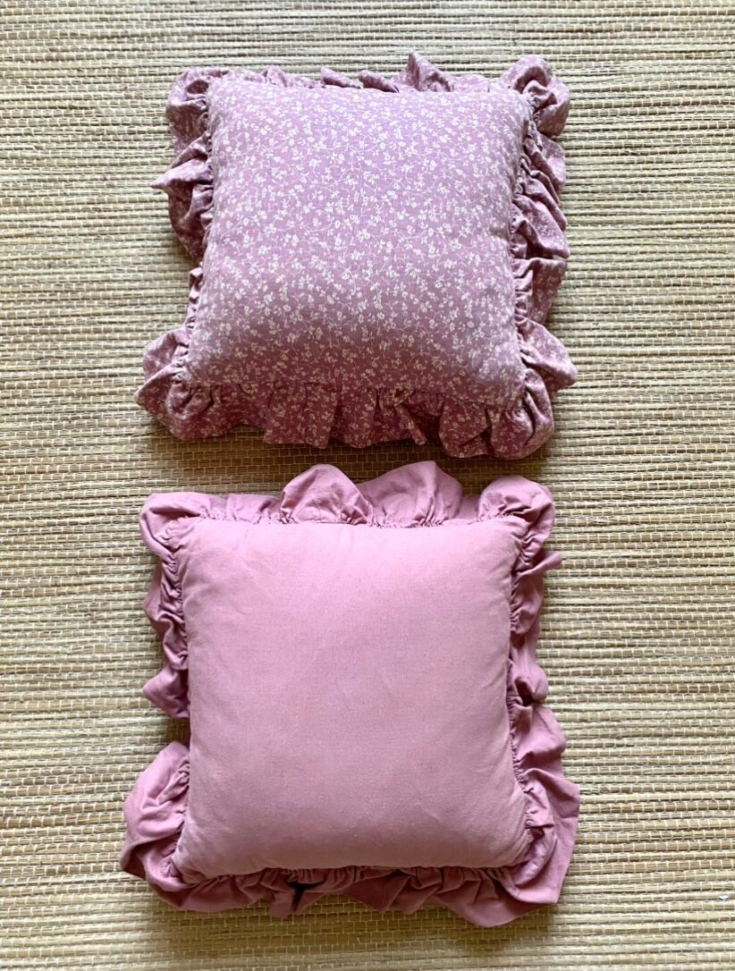 Vintage flying cushions