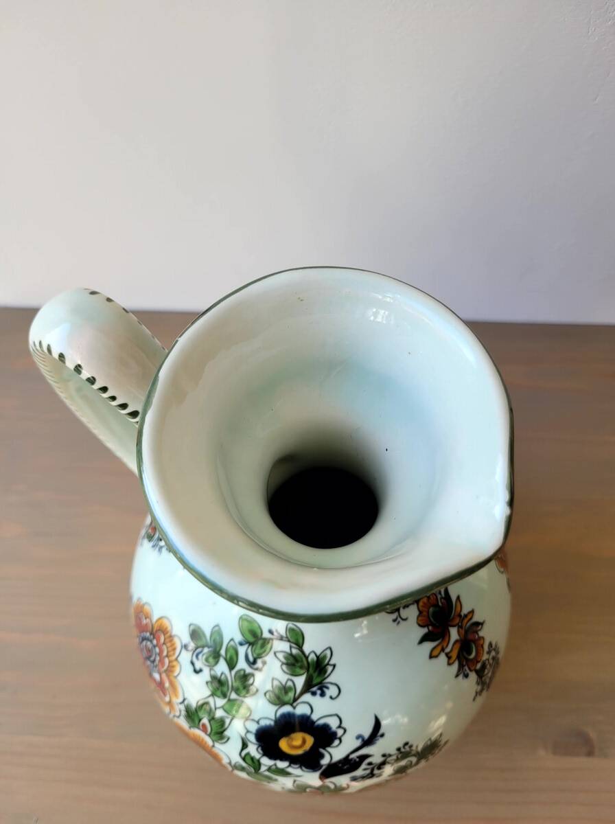 Delft Pitcher