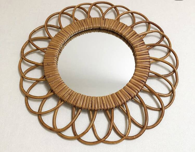 Miroir marguerite en rotin vintage