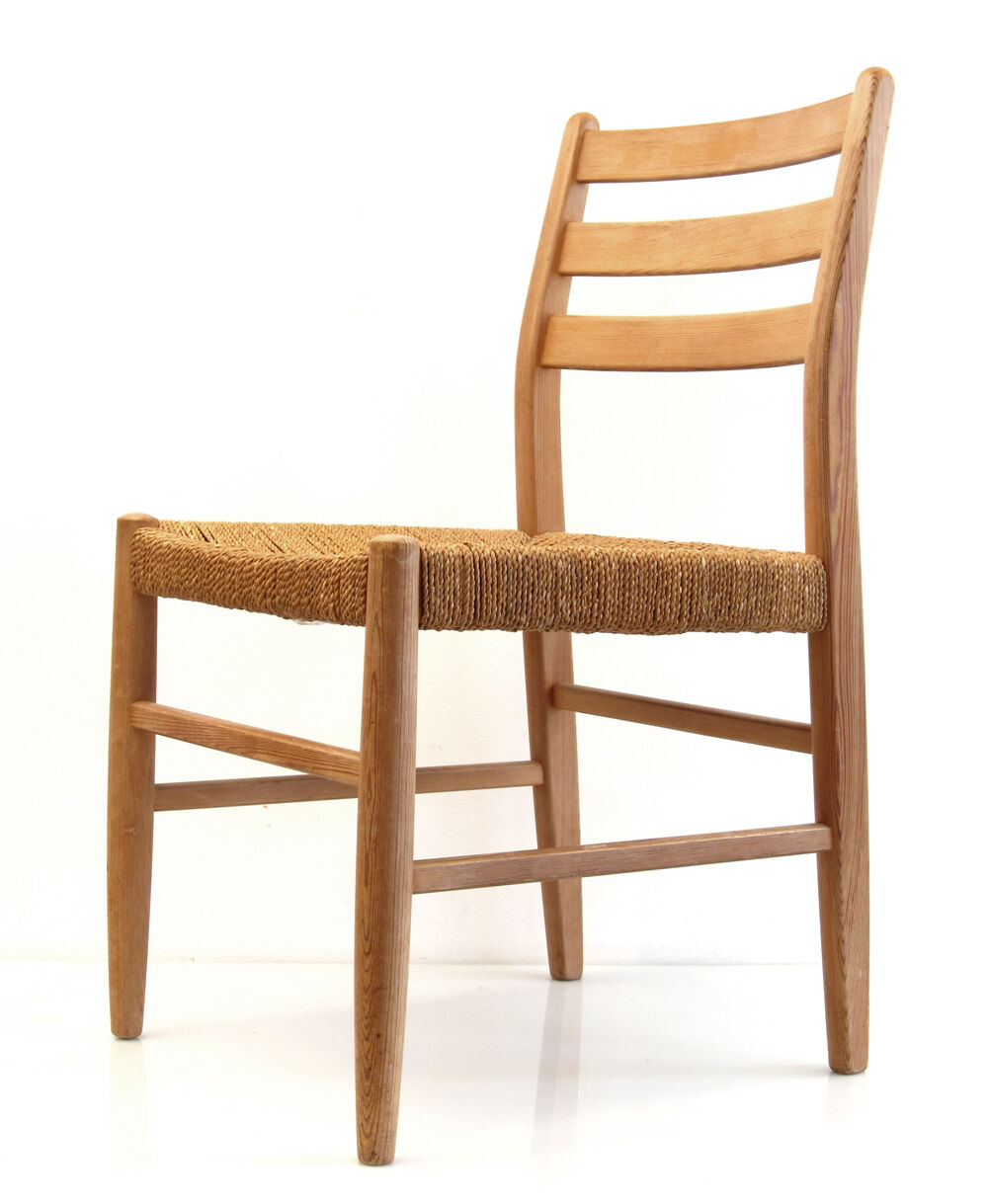 Chaise en bois scandinave 50s