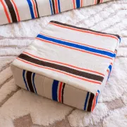 Canapé marocain – canapé rayé avec coussins et housses zippées