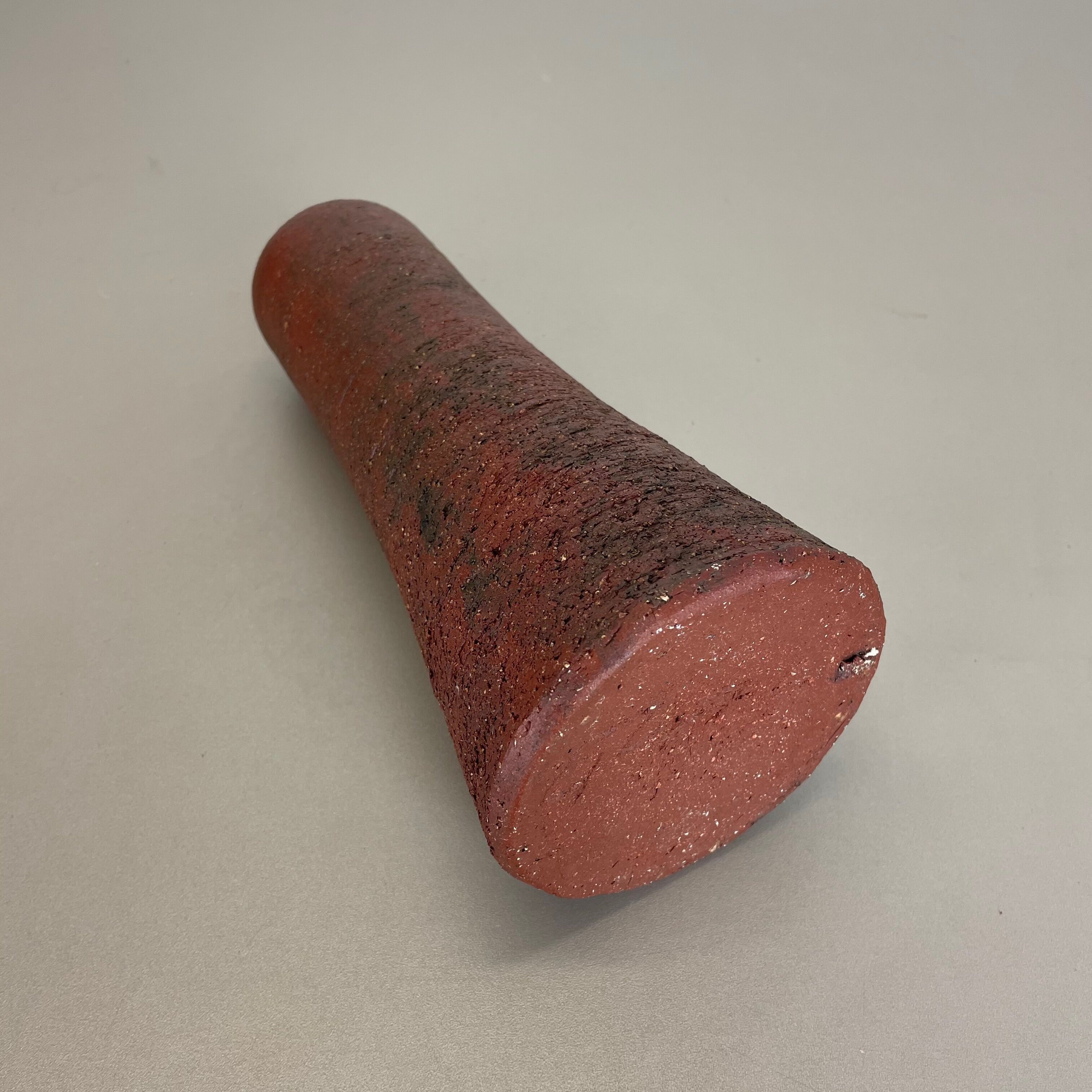 Vase abstrait en céramique rouge de studio par Gerhard Liebenthron, Allemagne, années 1970