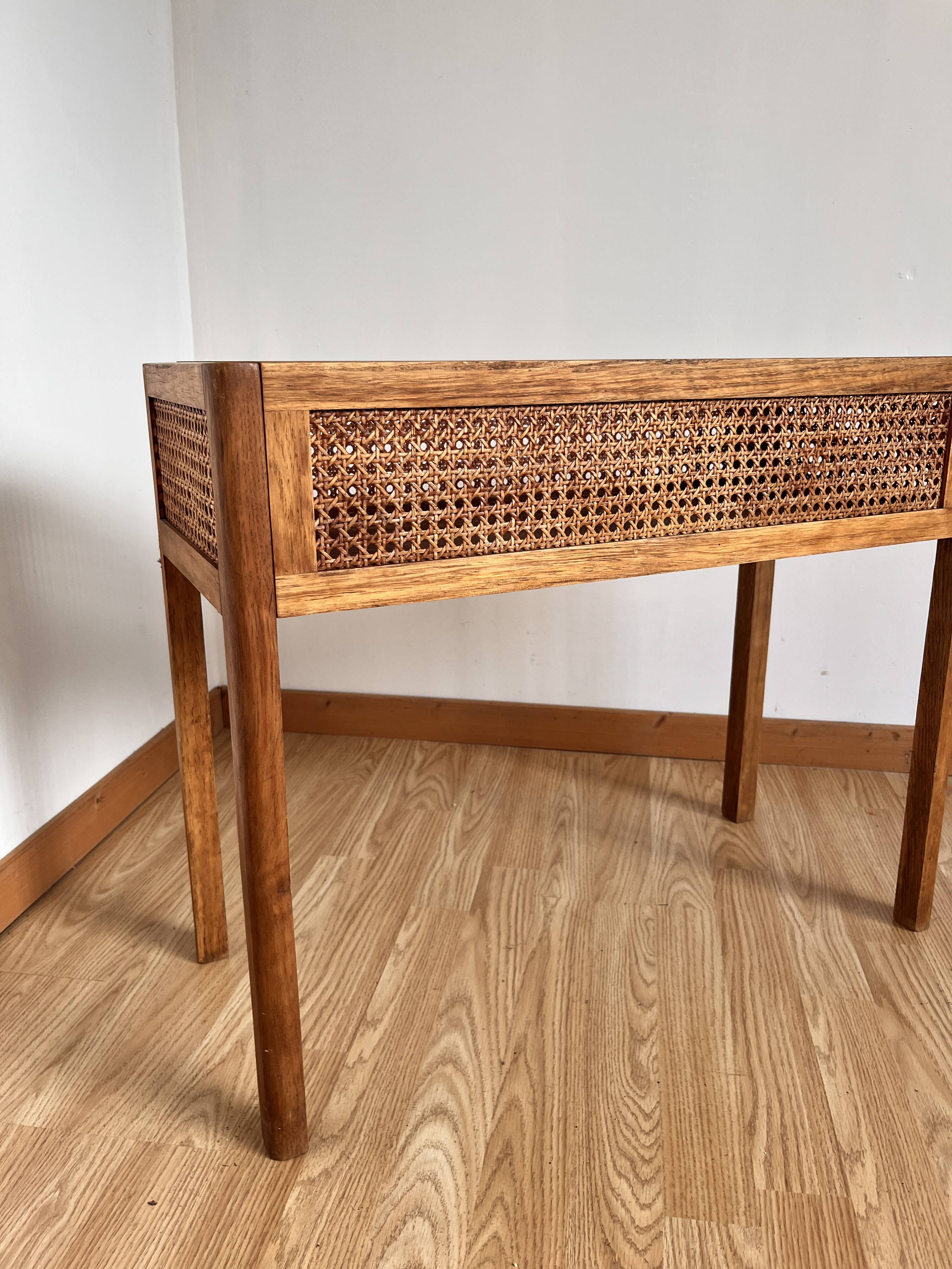 Wood and cane planter