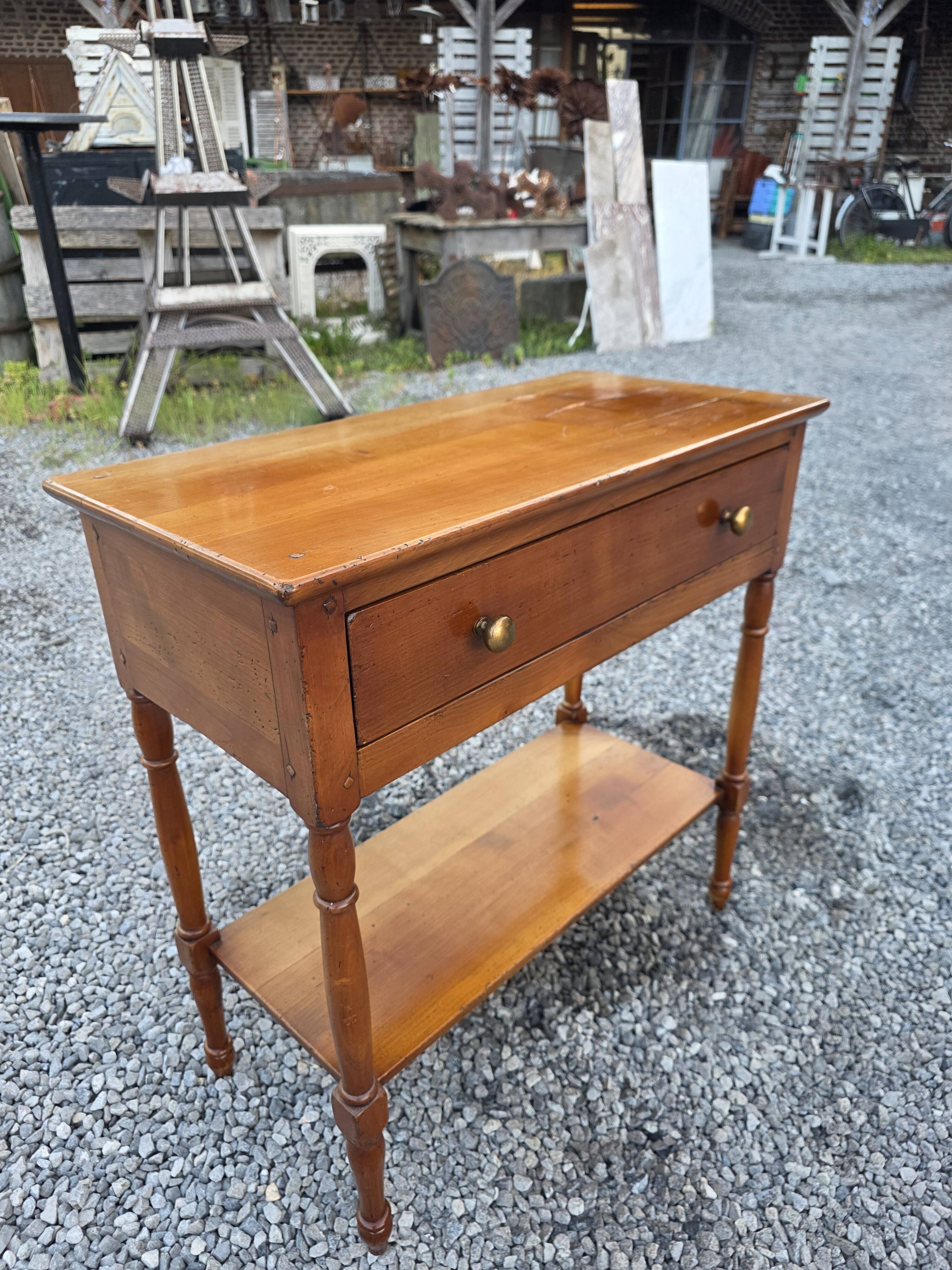 Console en merisier milieu XXème