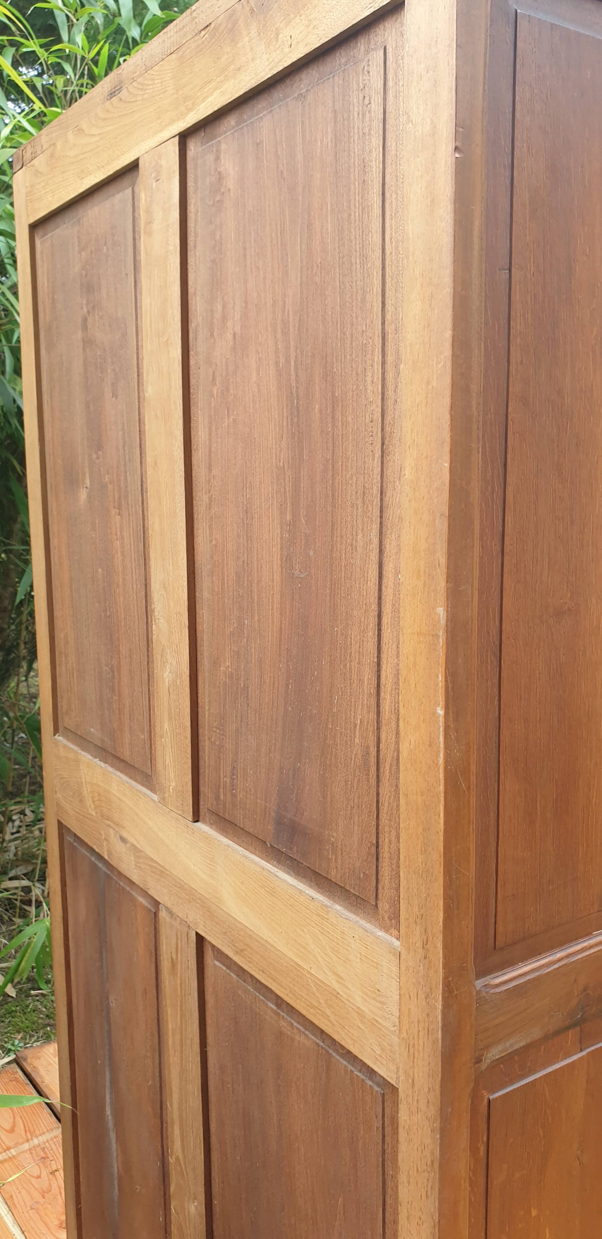 Oak cabinet wardrobe