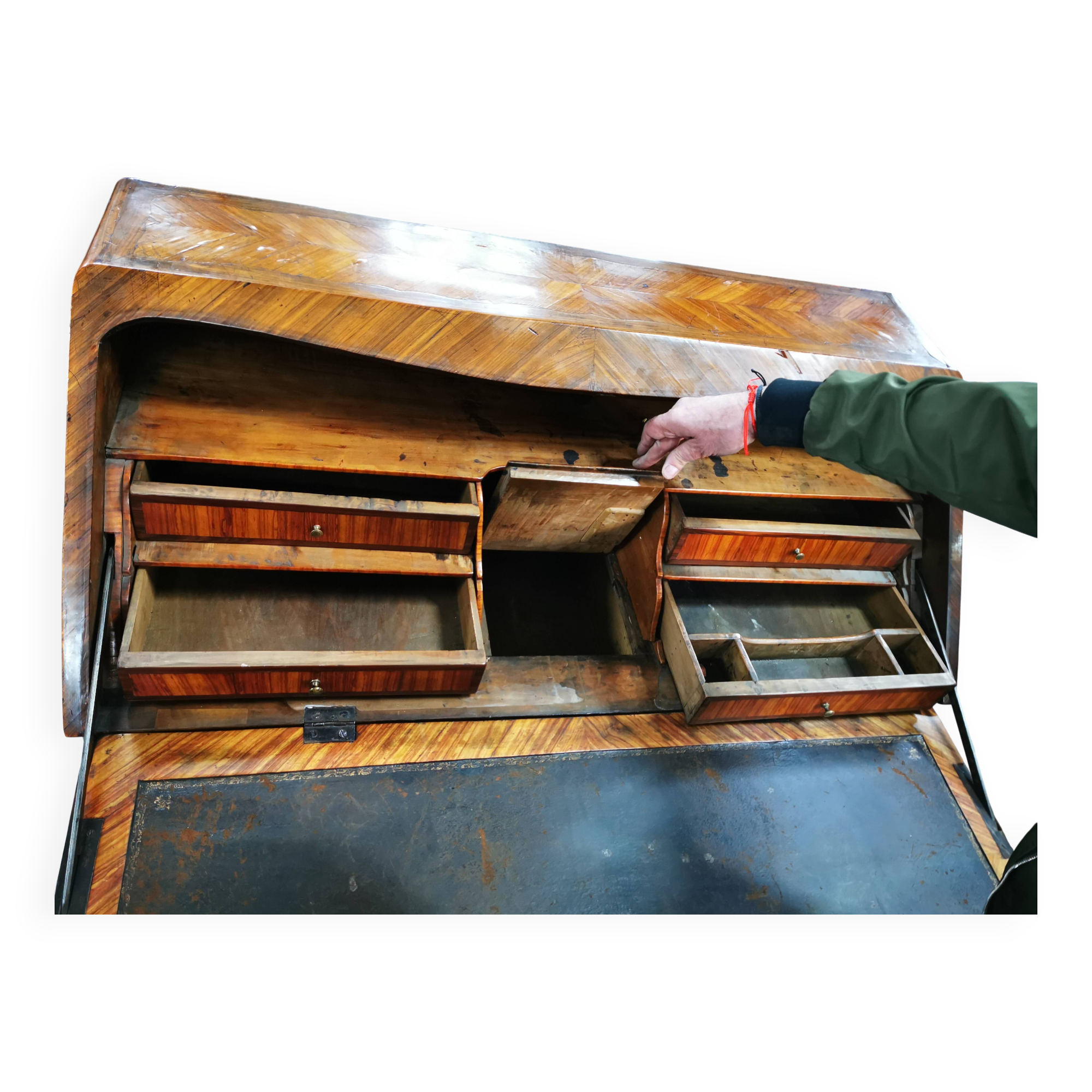 Rosewood desk/secretary, antique brand from the late 18th century.