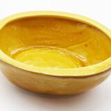 Nut-shaped box in dabbling