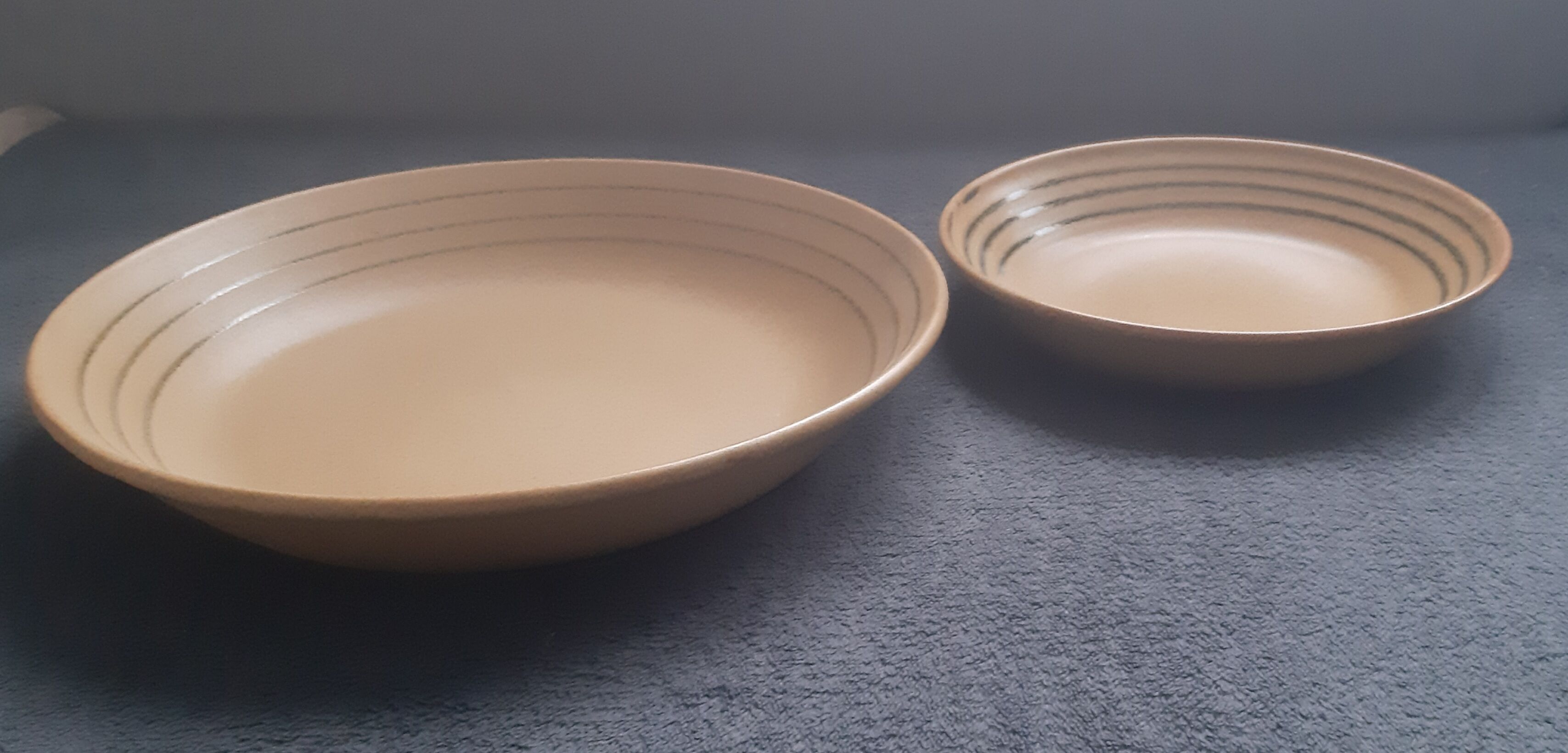 Stoneware deep dishes