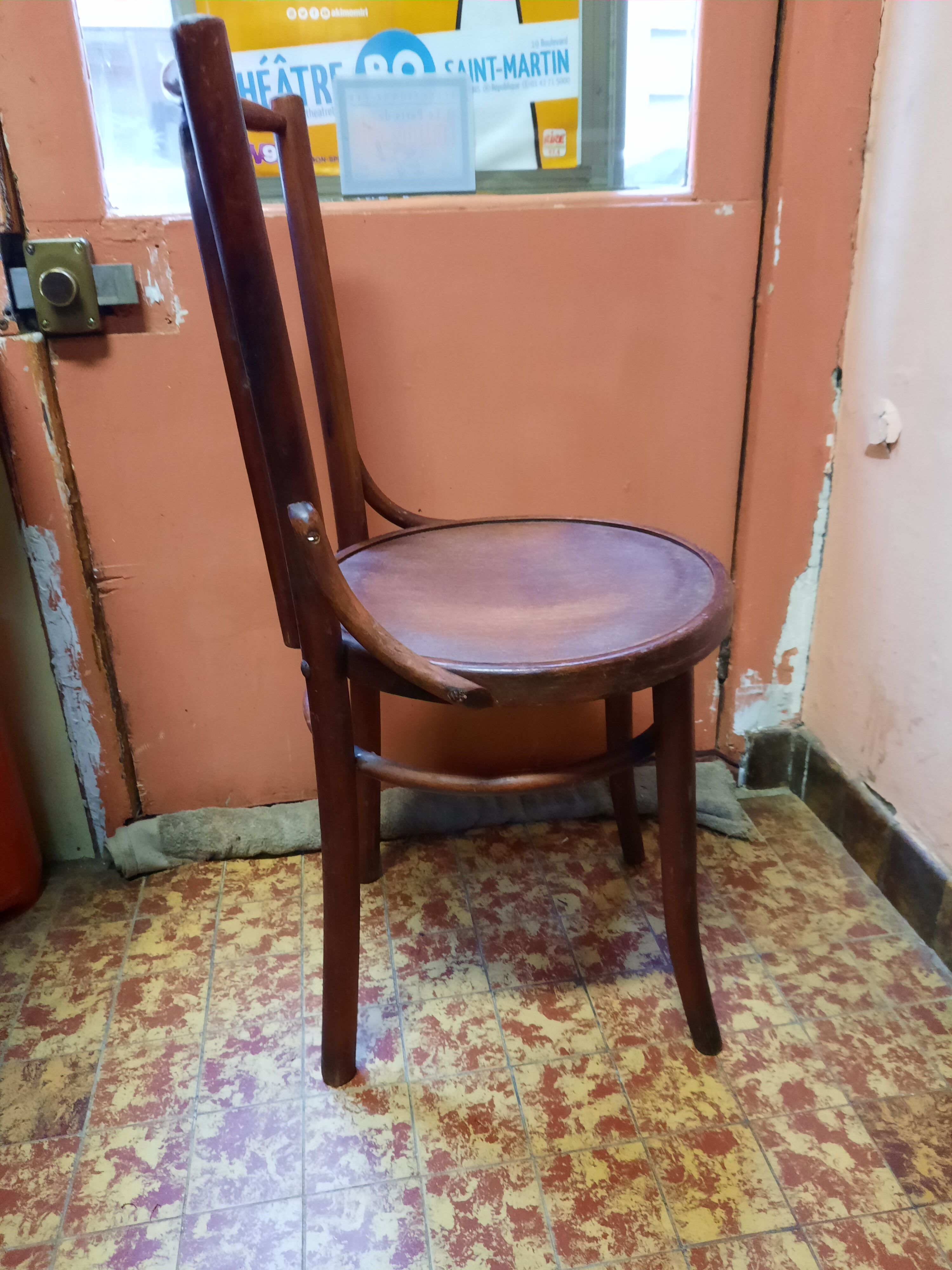 Chaise bistrot vintage