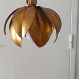 Flower ceiling light in gilded metal