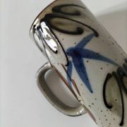 Mug en grès émaillé décor libre, travail de potier vintage