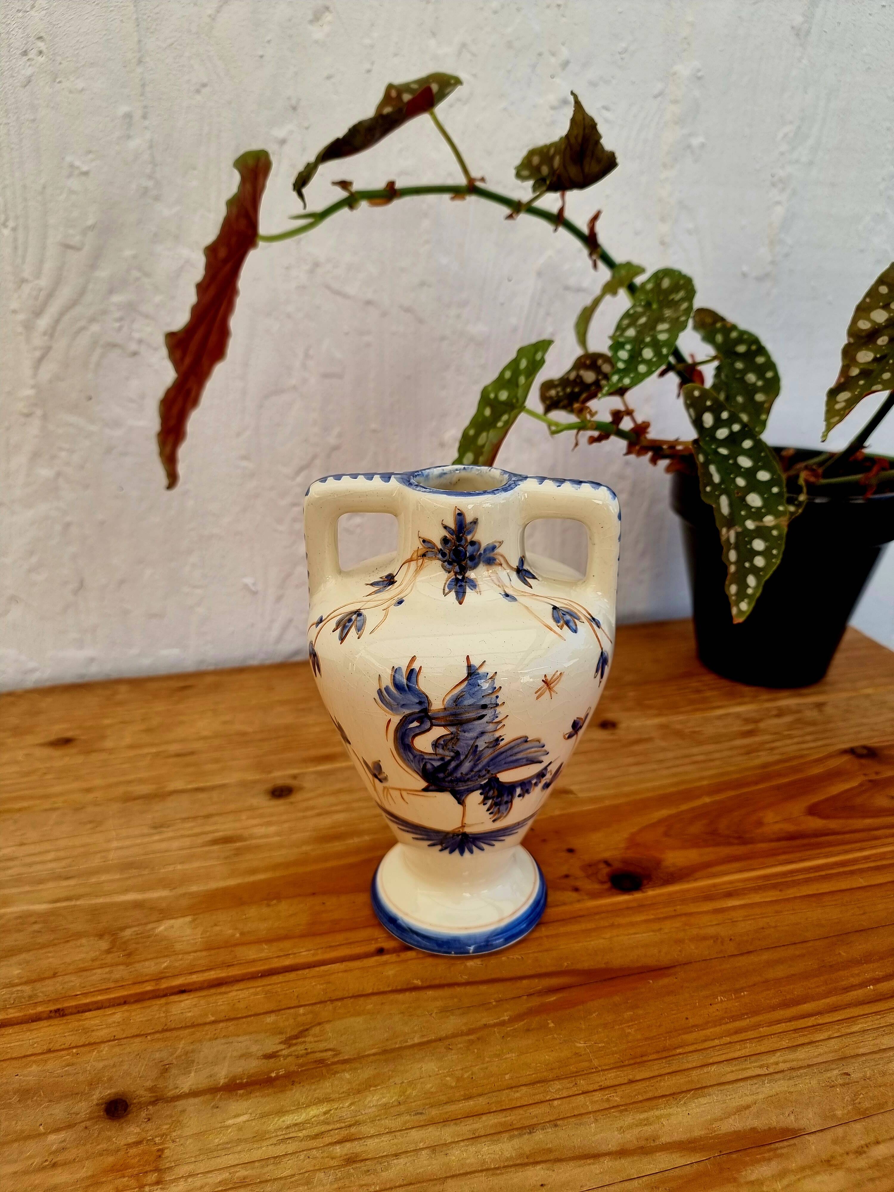 Earthenware vase signed Péguet Grignan – blue decoration – craftsmanship from the Drôme region