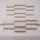 Modular wall shelf String.