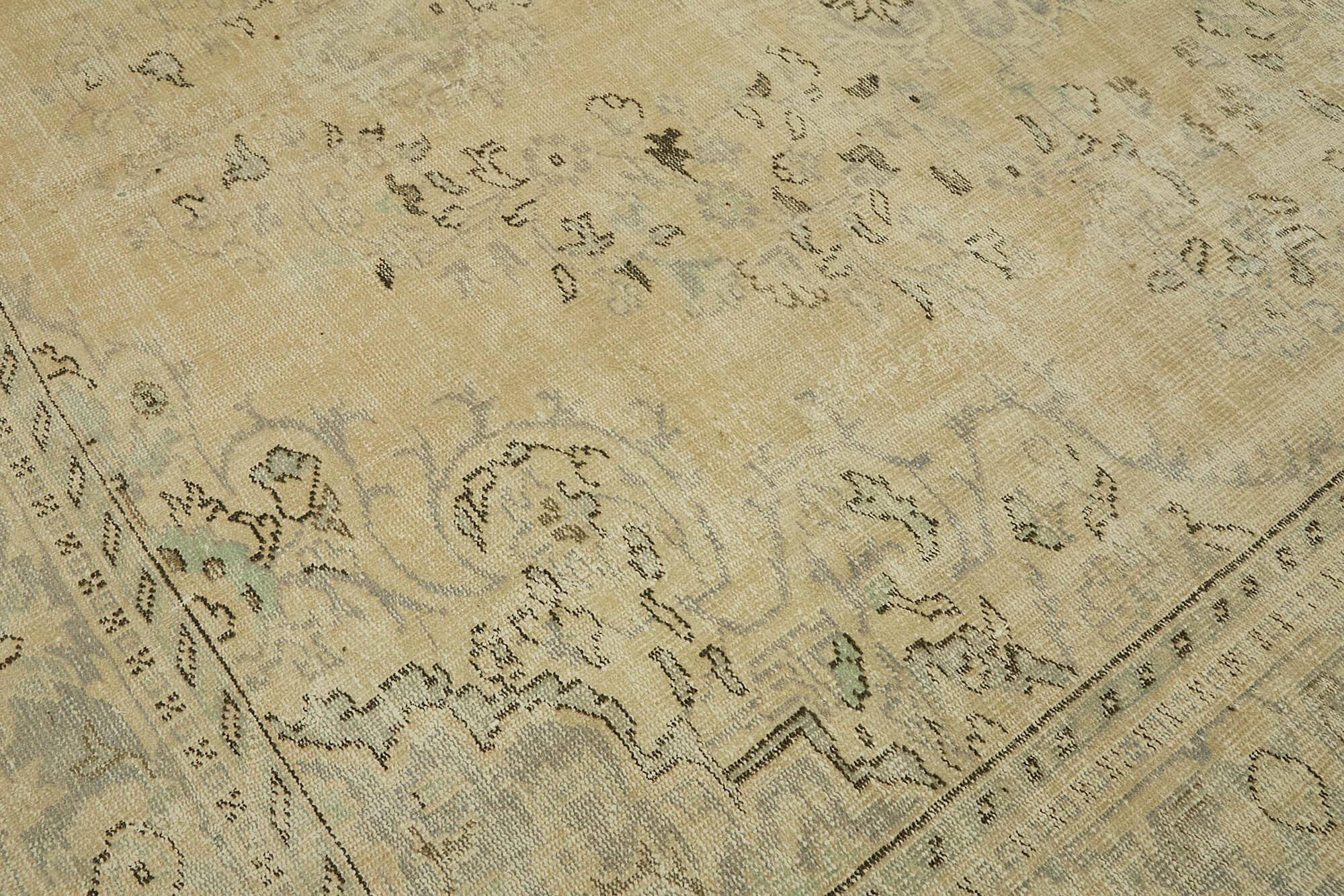 Handmade Oriental Unique 1980s 283 cm x 324 cm Beige Wool Carpet